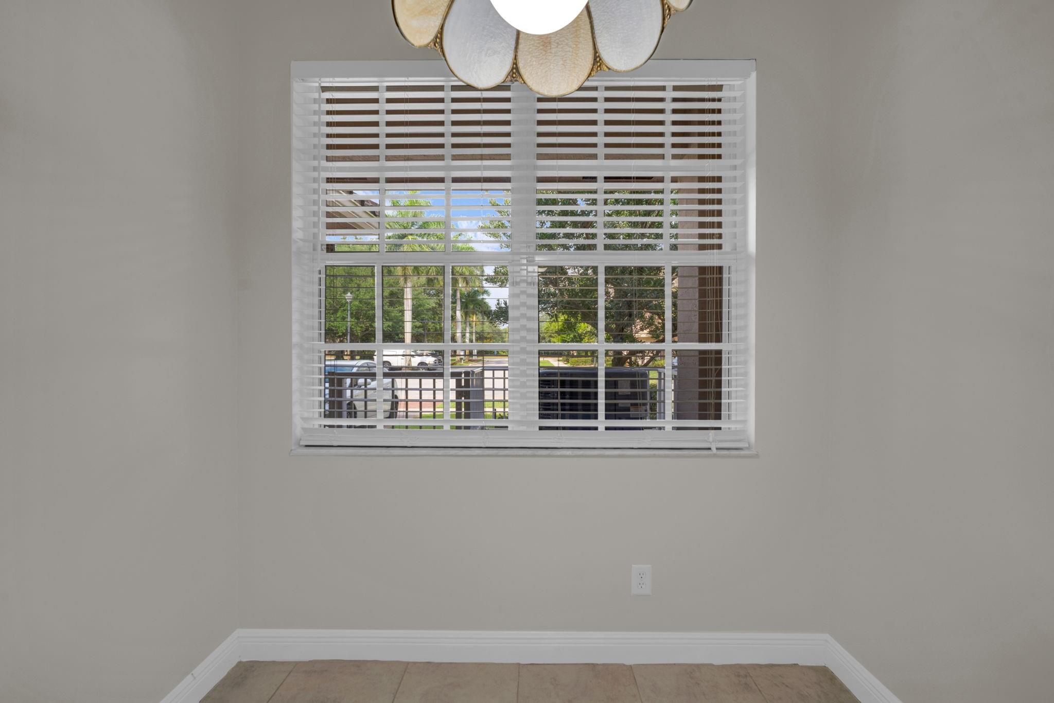 Rolling Hills Golf & Tenn - Residential Lease