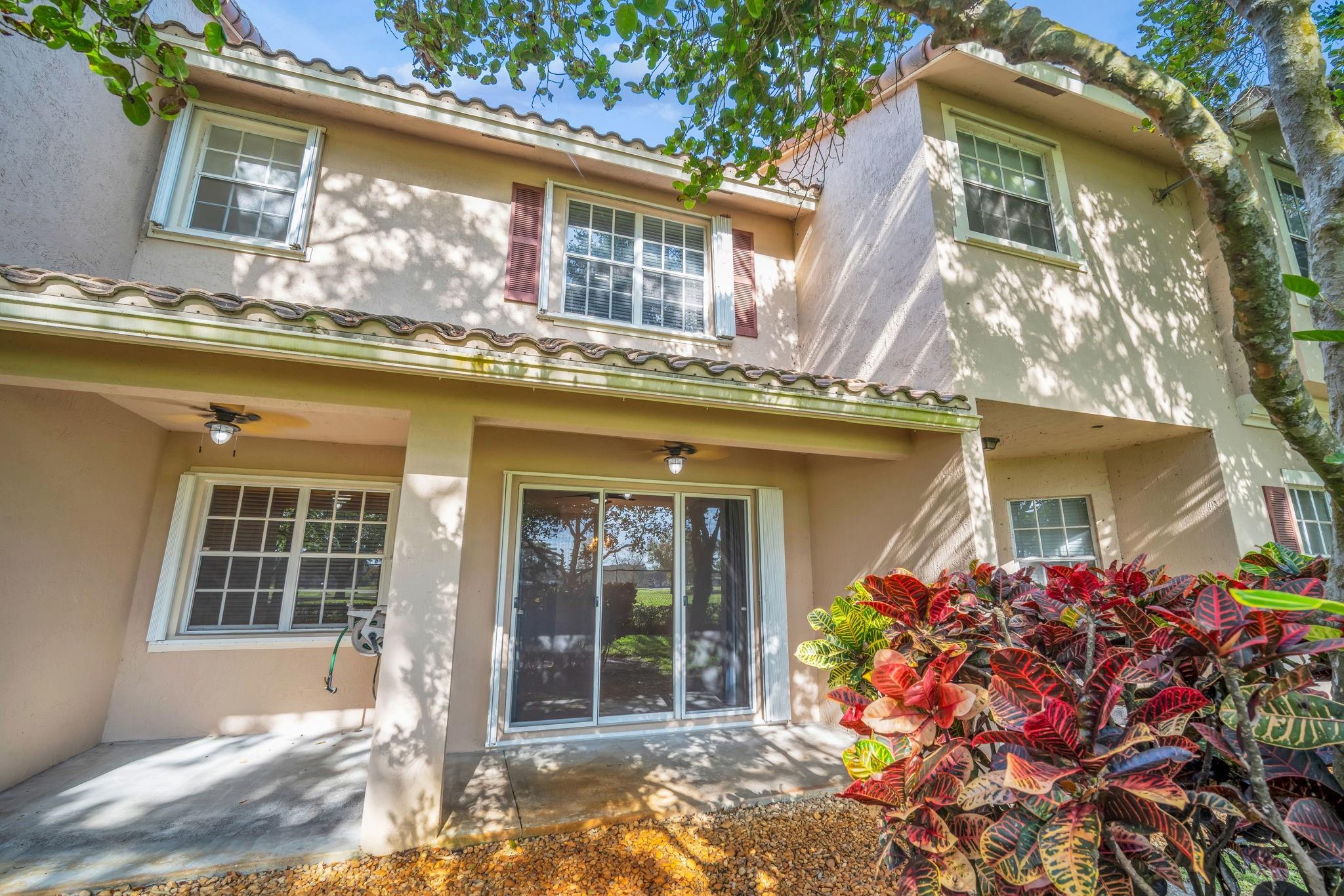 Rolling Hills Golf & Tenn - Residential Lease