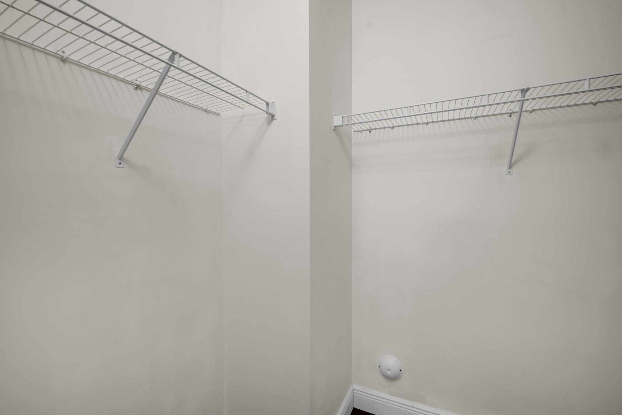 Rolling Hills Golf & Tenn - Residential Lease