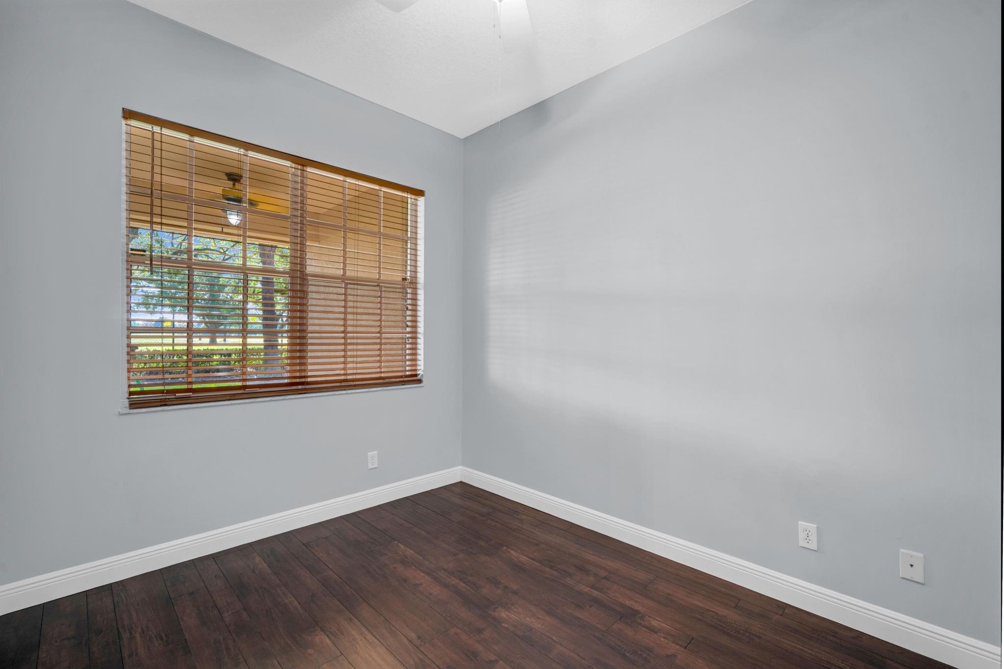 Rolling Hills Golf & Tenn - Residential Lease