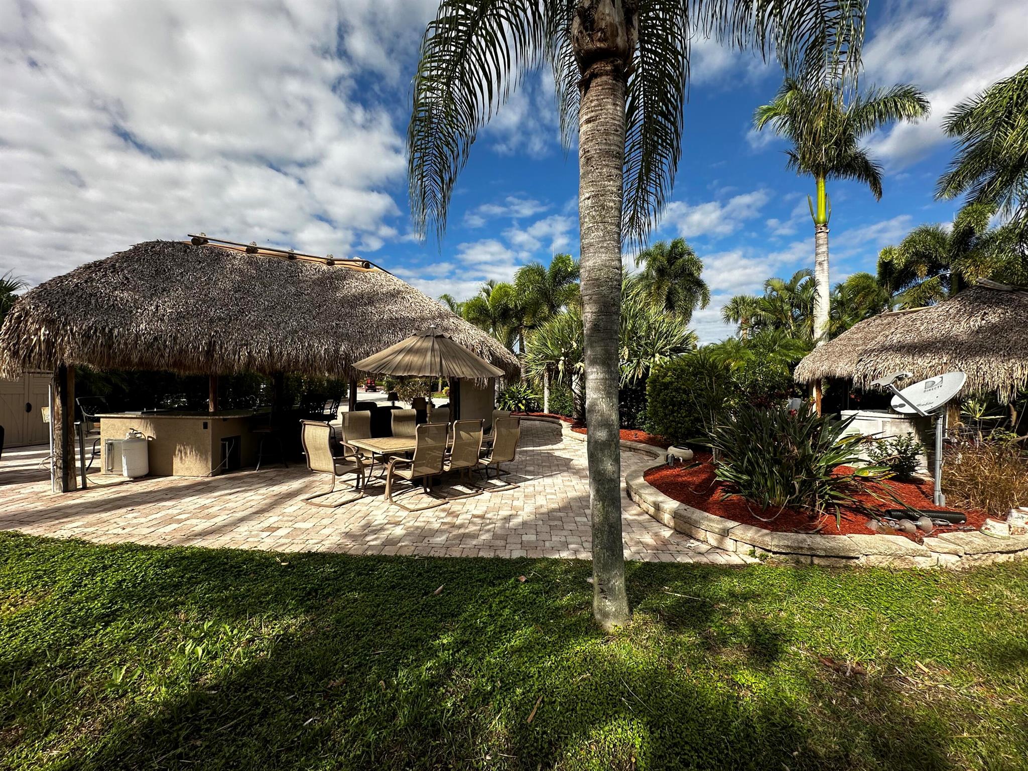 OUTDOOR RESORTS AT ST LUC - Land