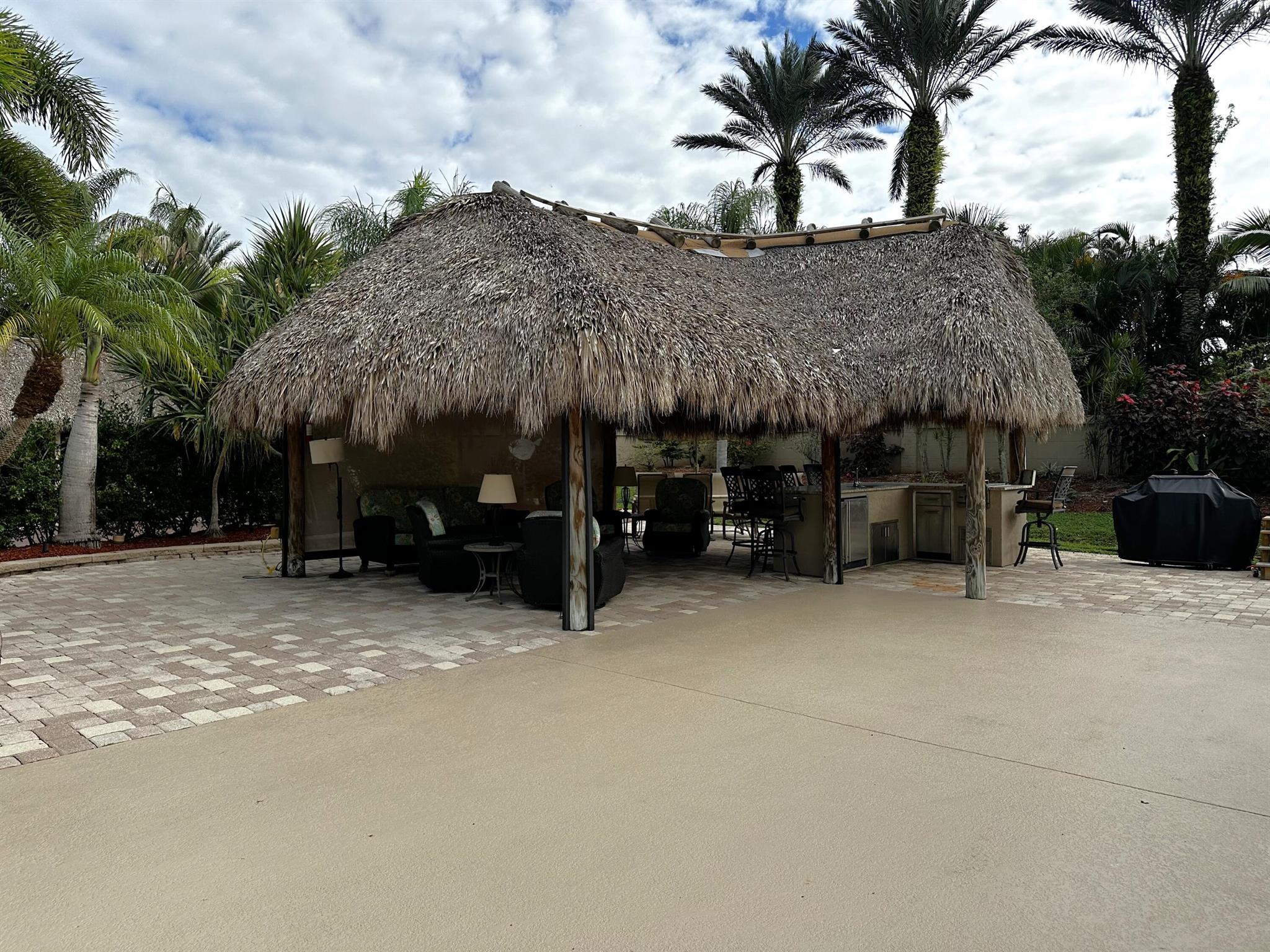 OUTDOOR RESORTS AT ST LUC - Land