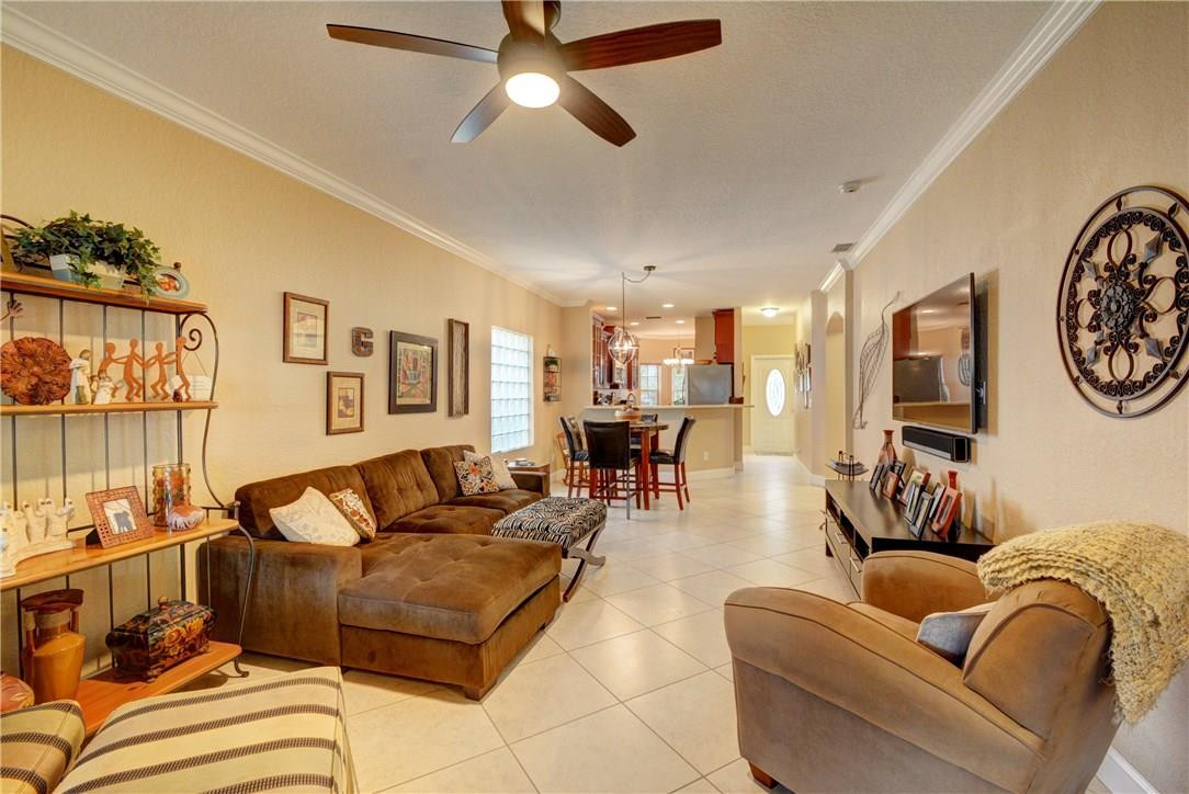 Regency Lakes At Coconut - Residential