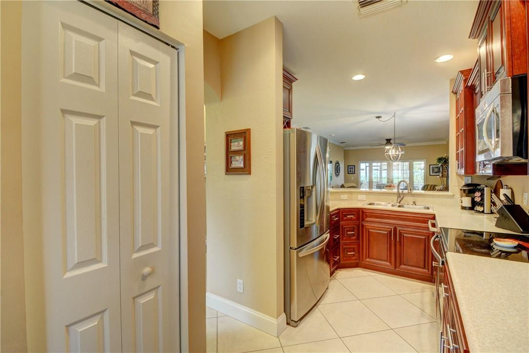 Regency Lakes At Coconut - Residential