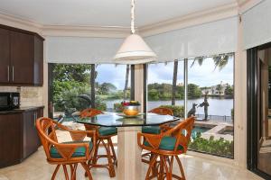 POINT MANALAPAN - Residential