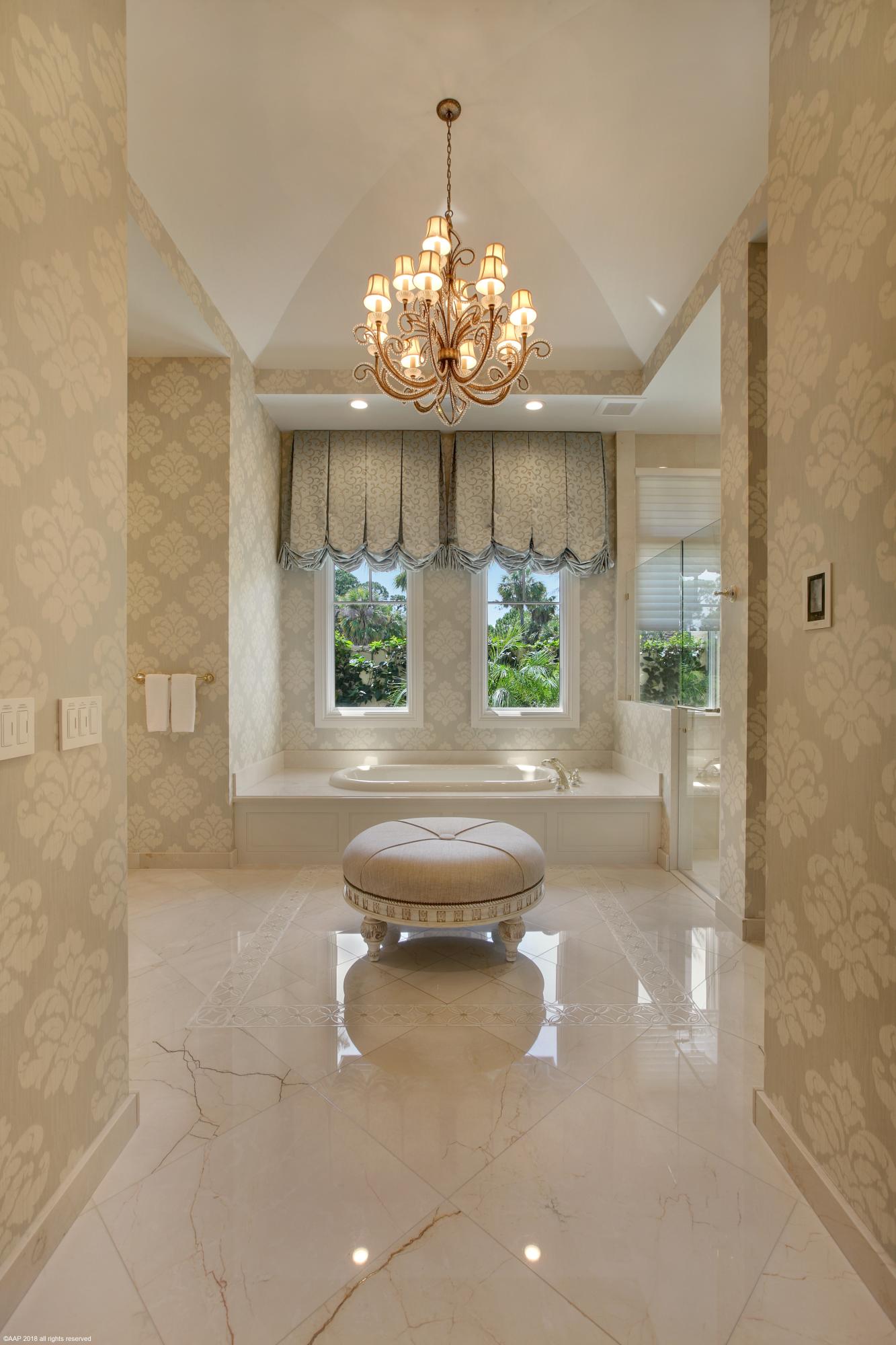 OLD PALM - Residential