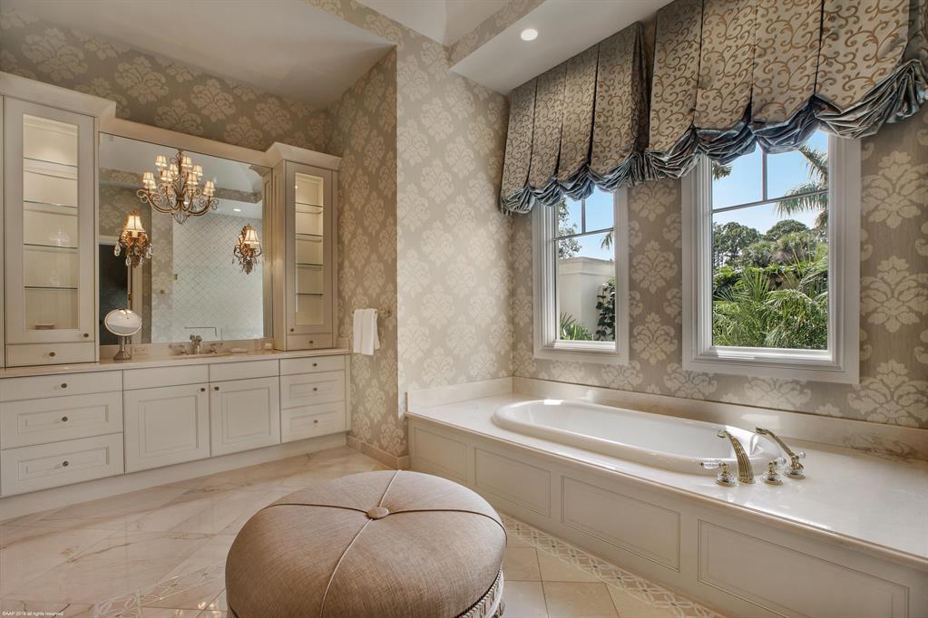 OLD PALM - Residential