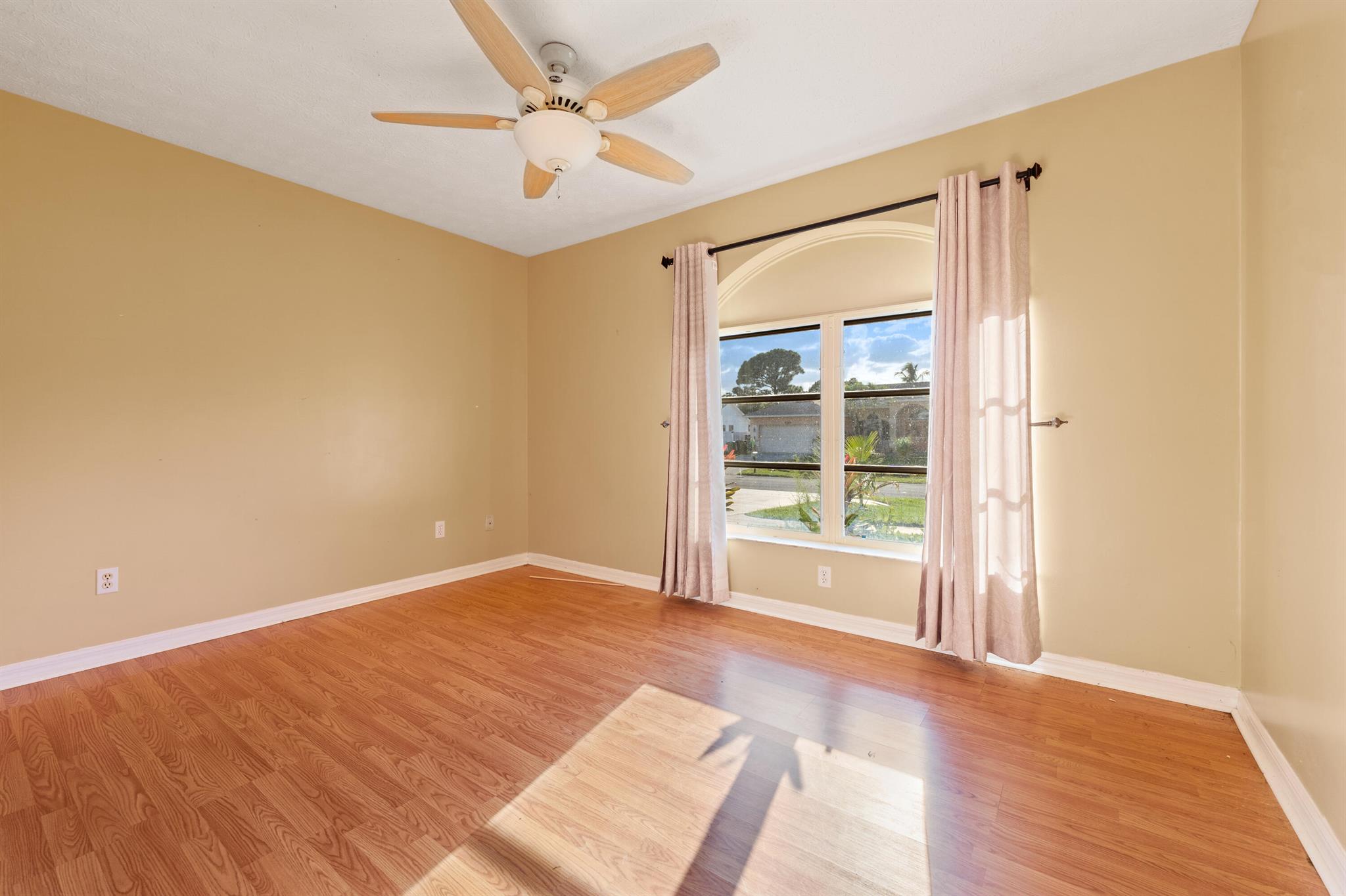 PORT ST LUCIE SECTION 2 - Residential Lease