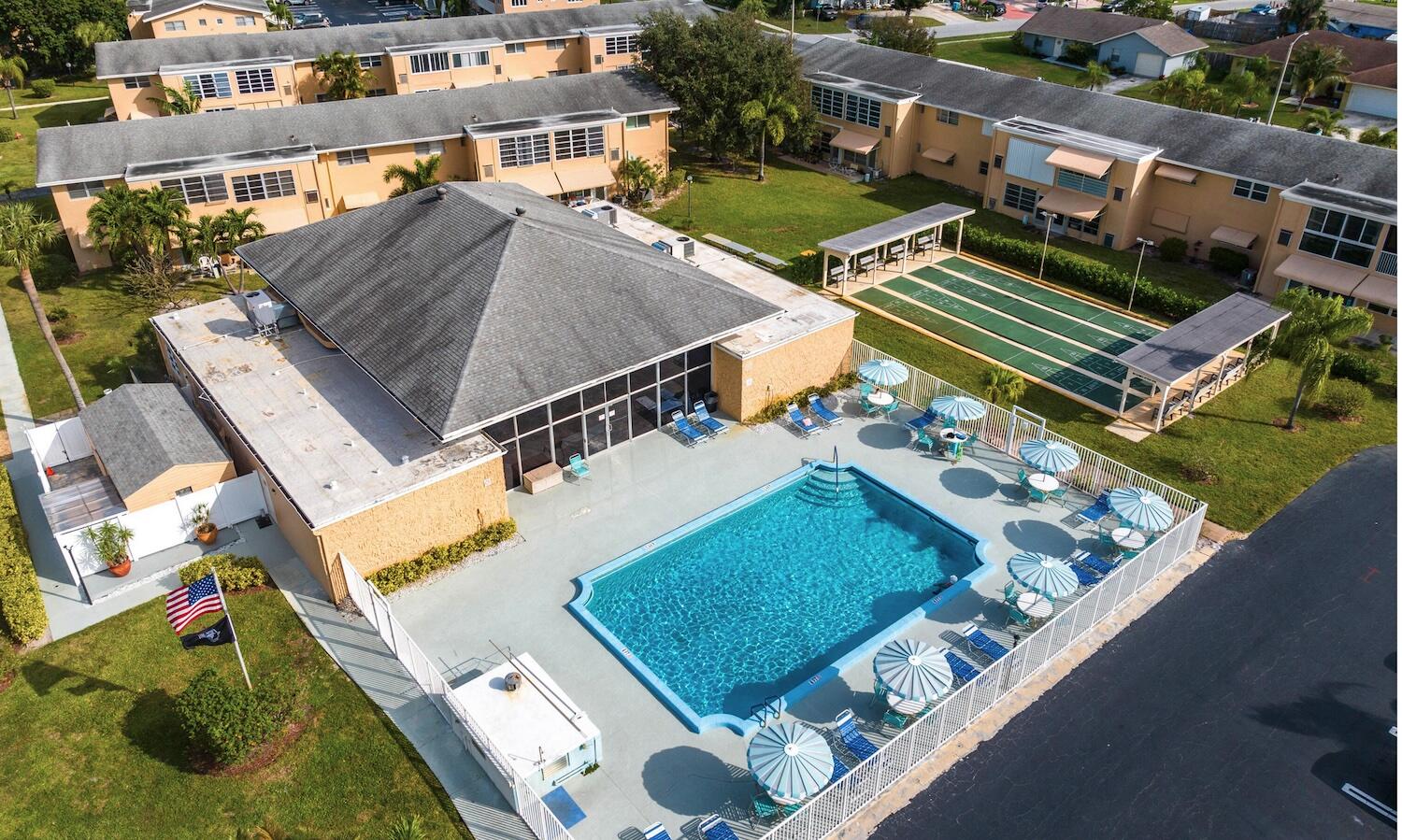 VILLAGE ROYALE CONDO 5 - Residential Lease