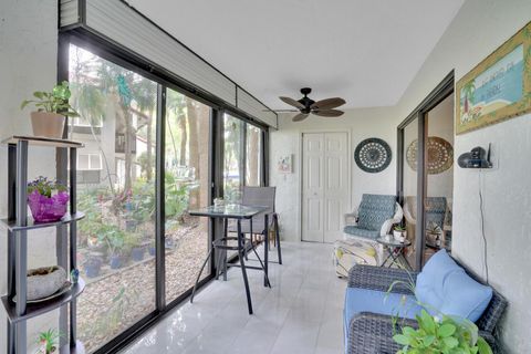 Condominium in Boynton Beach FL 10143 Mangrove Drive 26.jpg