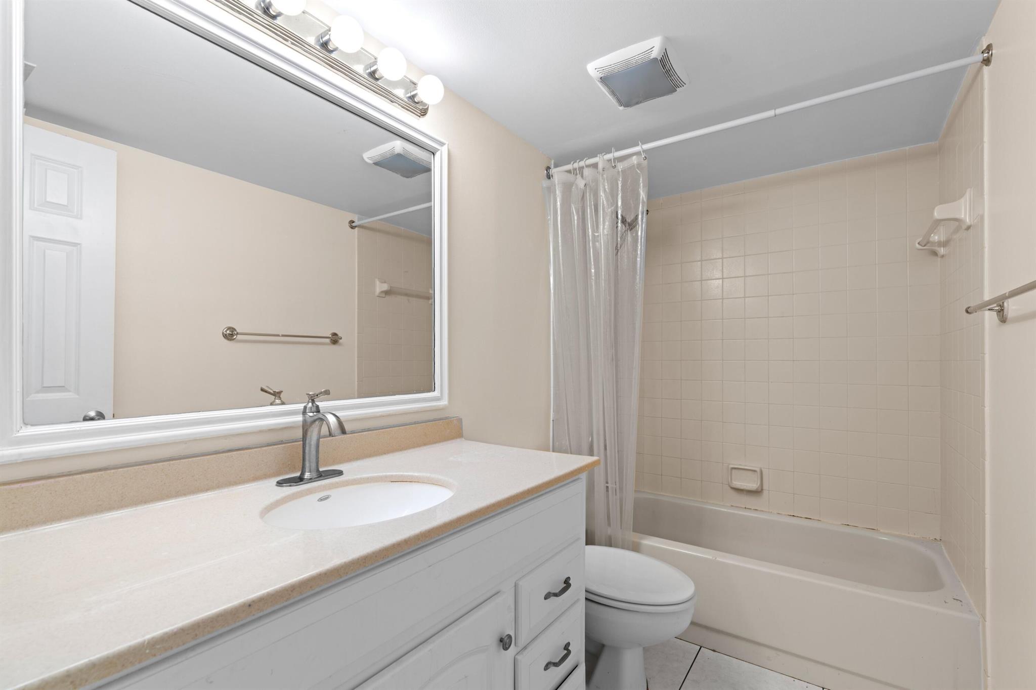 LAVERS RESORT & RACQUET C - Residential