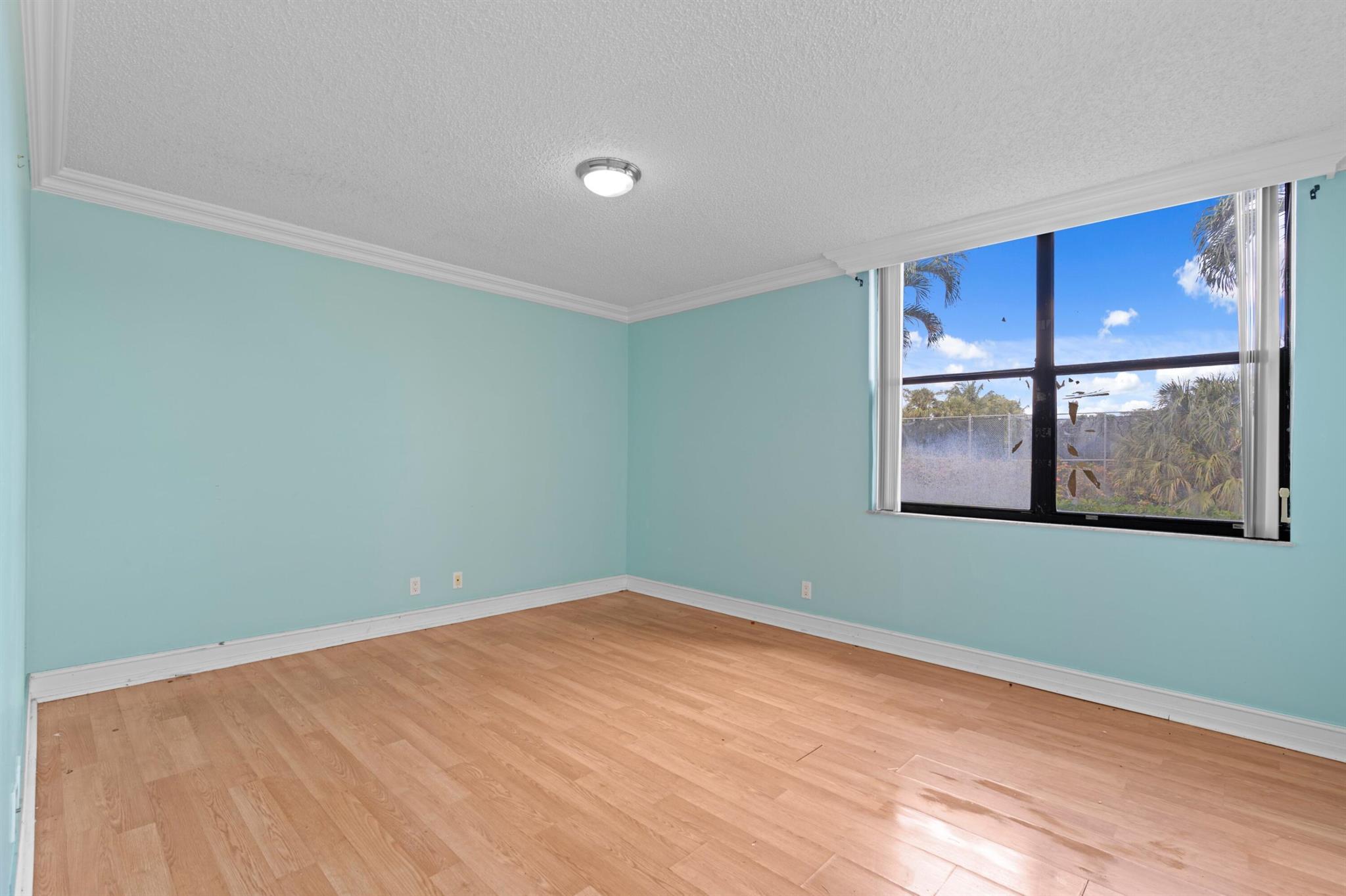 LAVERS RESORT & RACQUET C - Residential