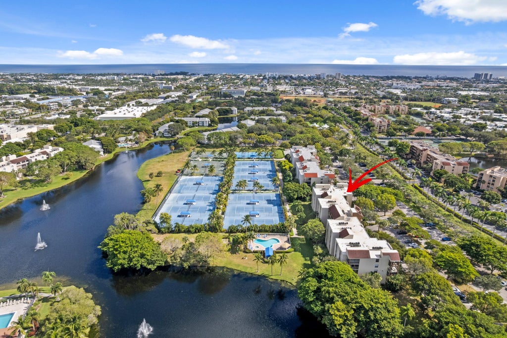 Photo of 955 Egret Circle #109, Delray Beach, FL 33444 (MLS # R11142059)