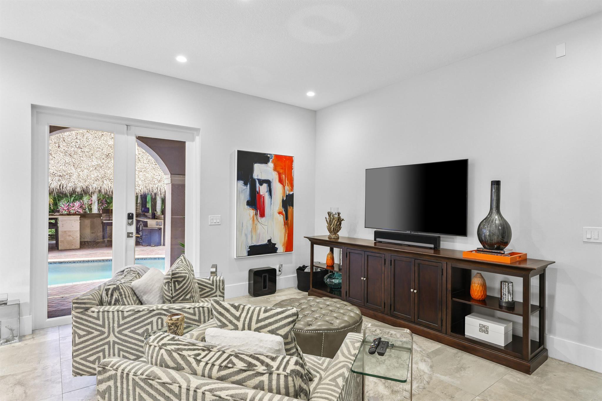 9341 Nugent Trail