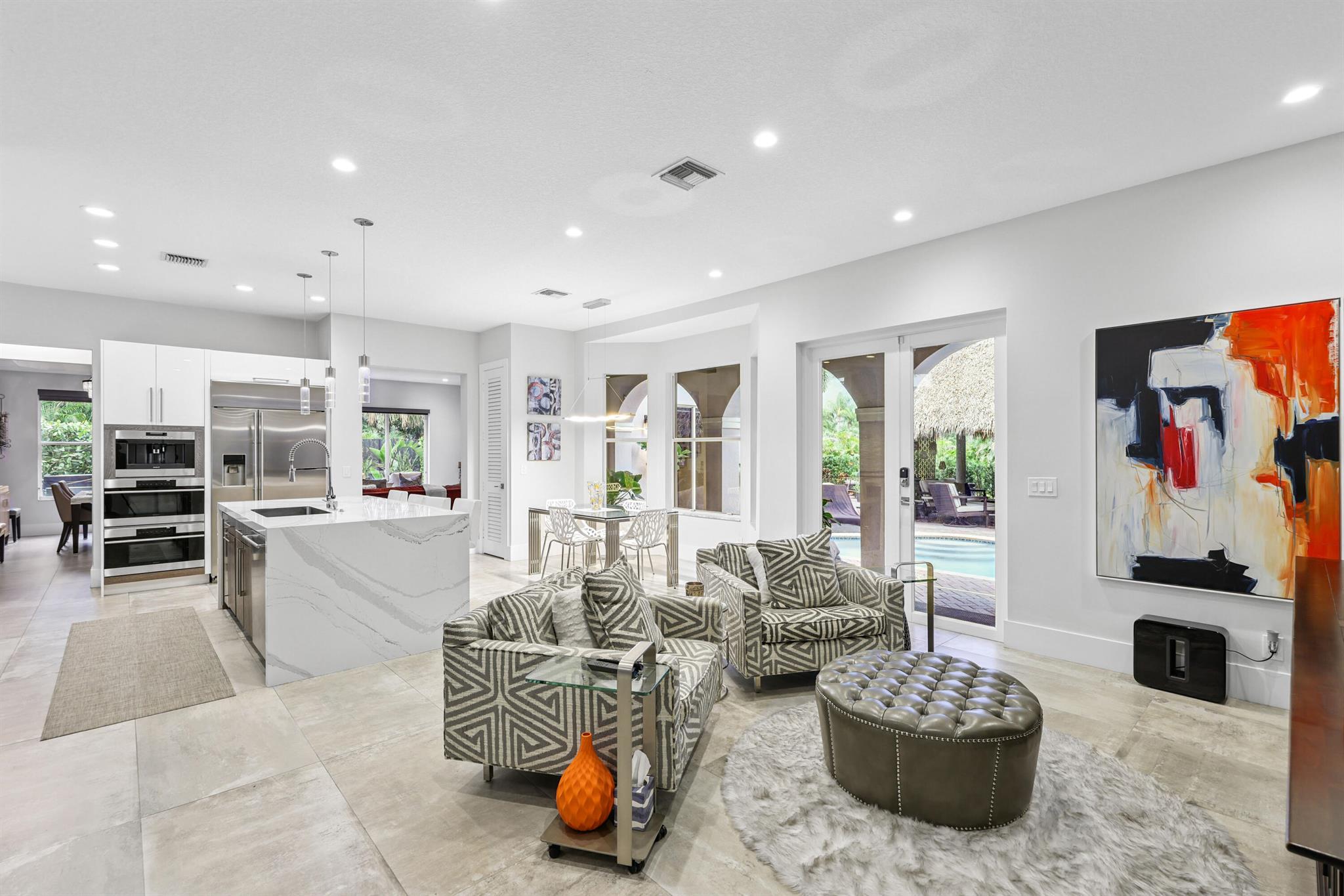 9341 Nugent Trail