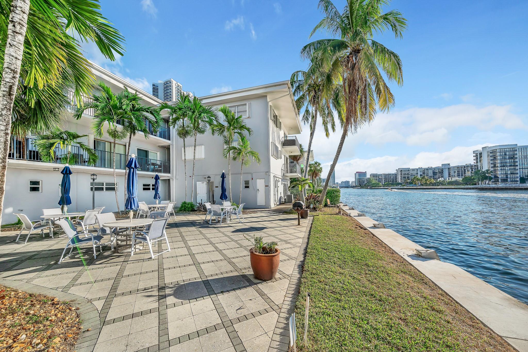 Waterway Hollywood Beach - Residential