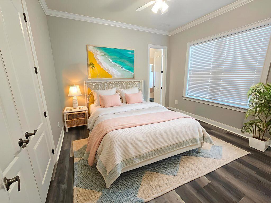 ISLAND ESTATES SUBD - Residential