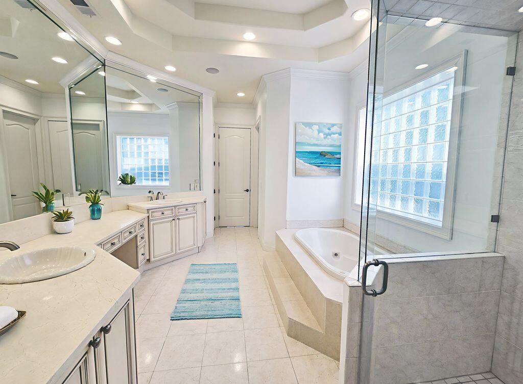 ISLAND ESTATES SUBD - Residential