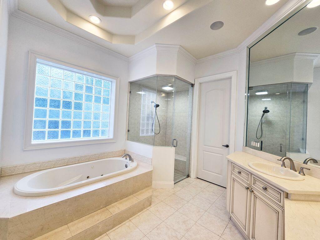 ISLAND ESTATES SUBD - Residential