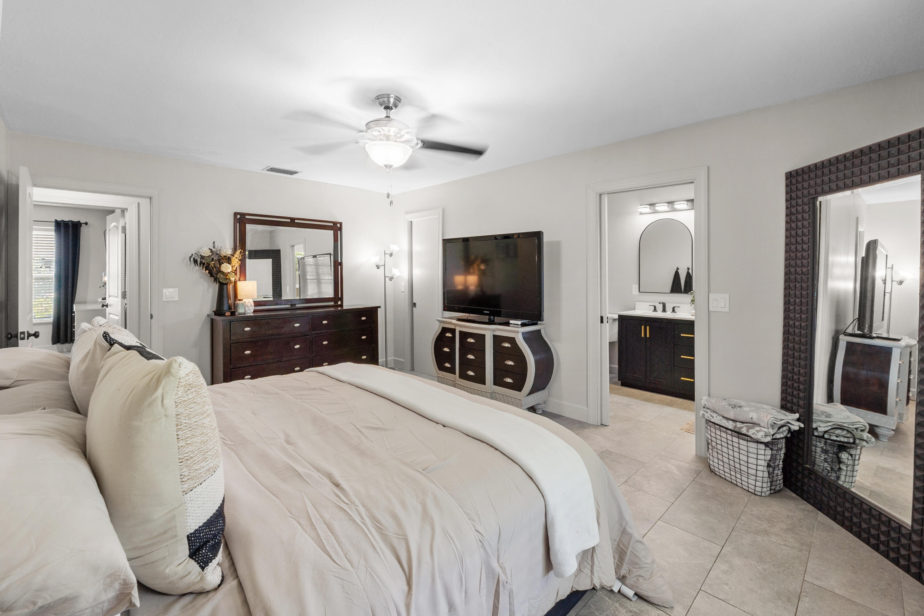 LAKES OF SHERBROOKE PH 7 - Residential