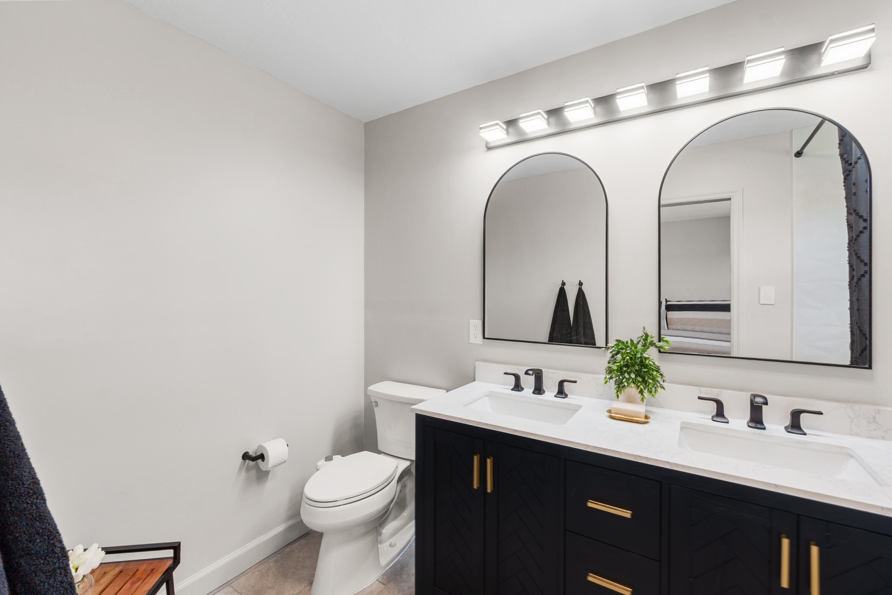 LAKES OF SHERBROOKE PH 7 - Residential