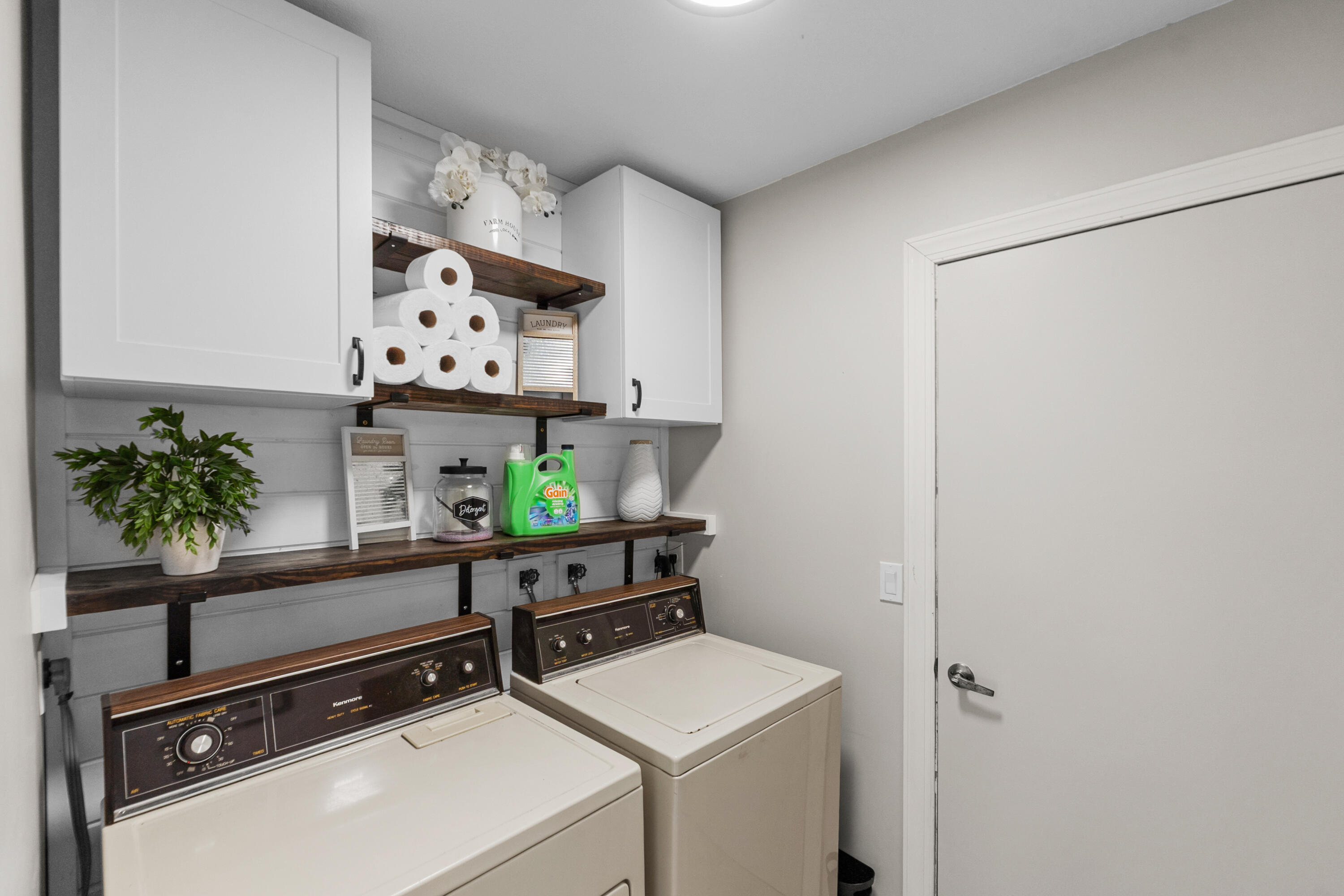 LAKES OF SHERBROOKE PH 7 - Residential