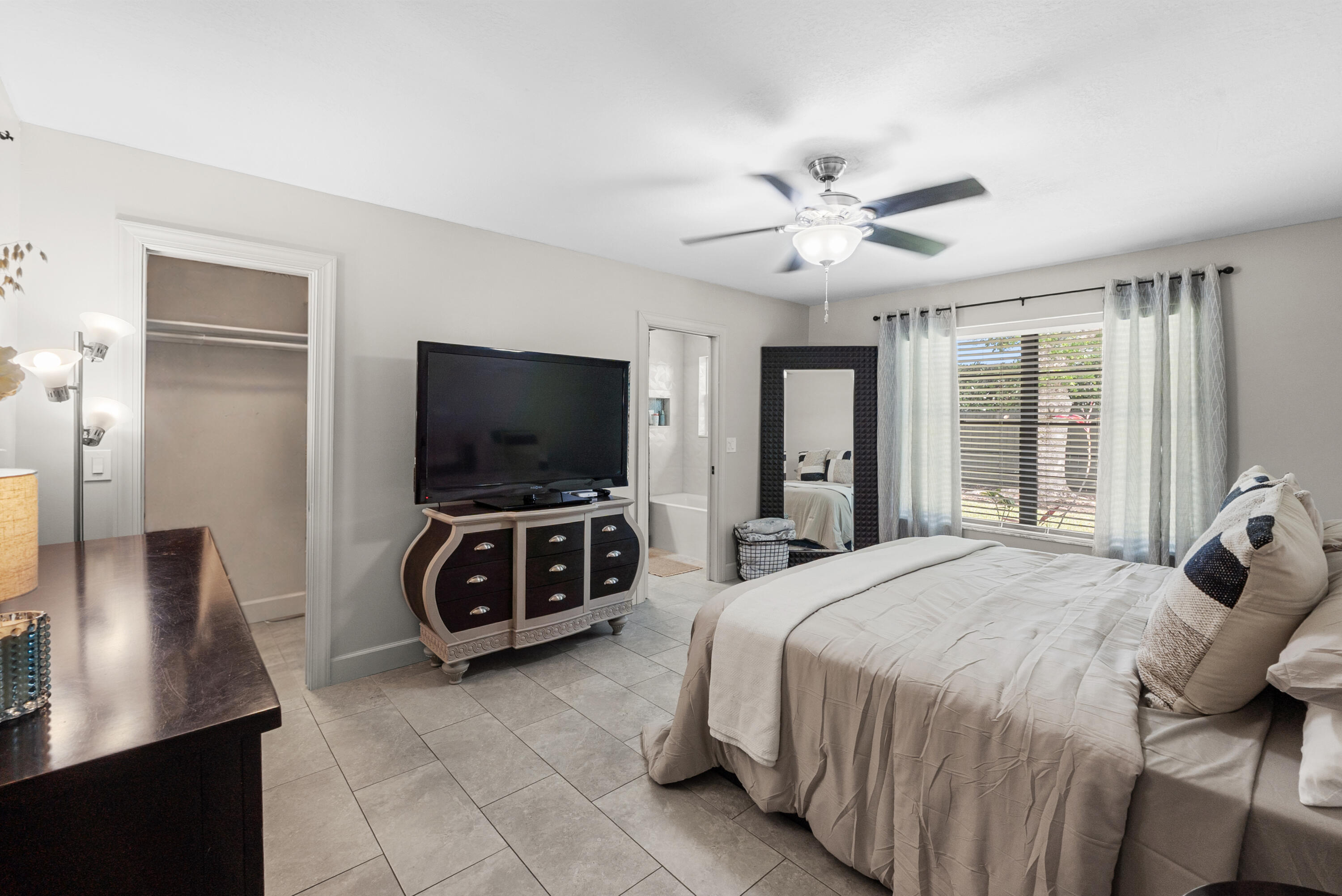 LAKES OF SHERBROOKE PH 7 - Residential