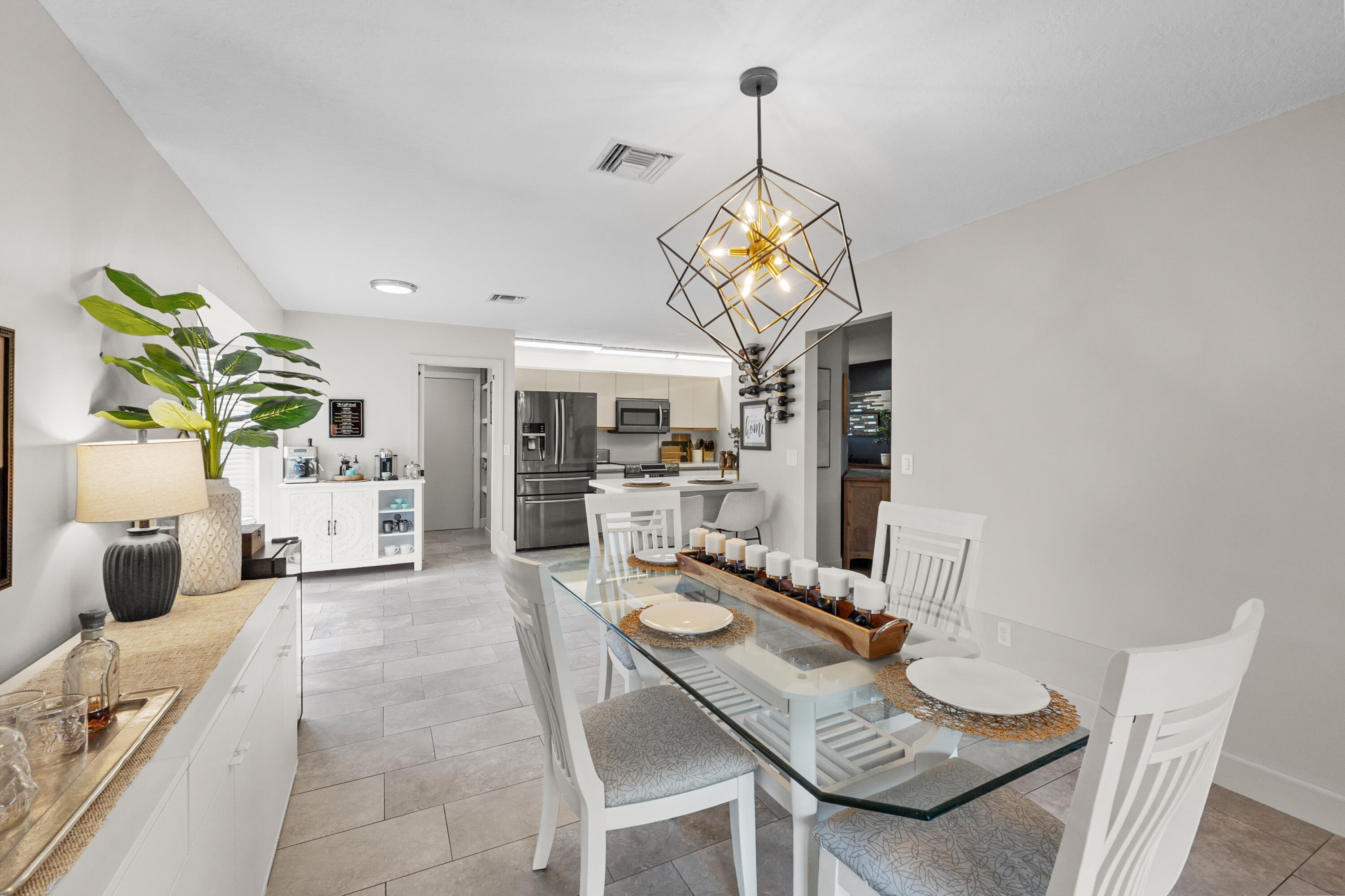 LAKES OF SHERBROOKE PH 7 - Residential