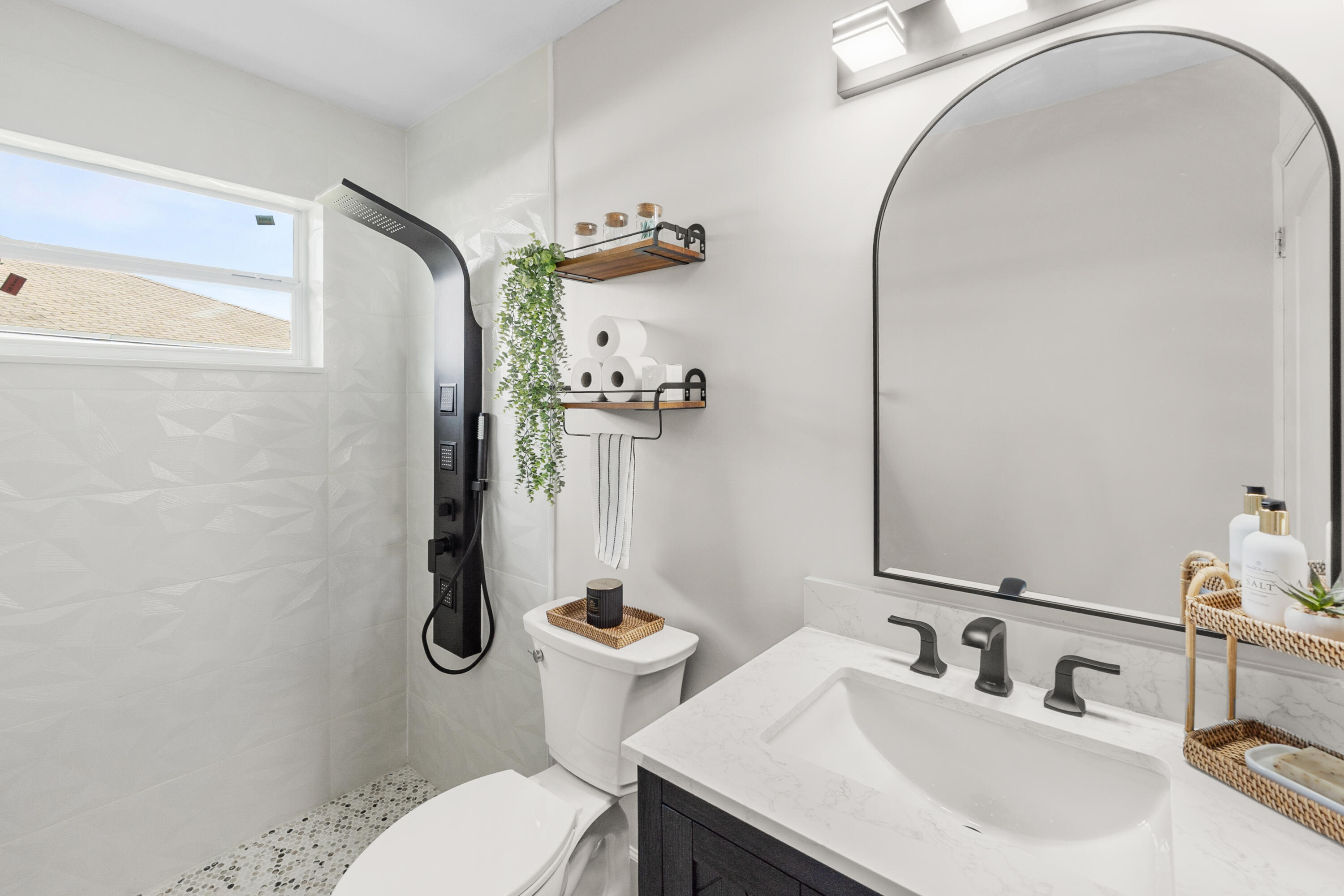 LAKES OF SHERBROOKE PH 7 - Residential