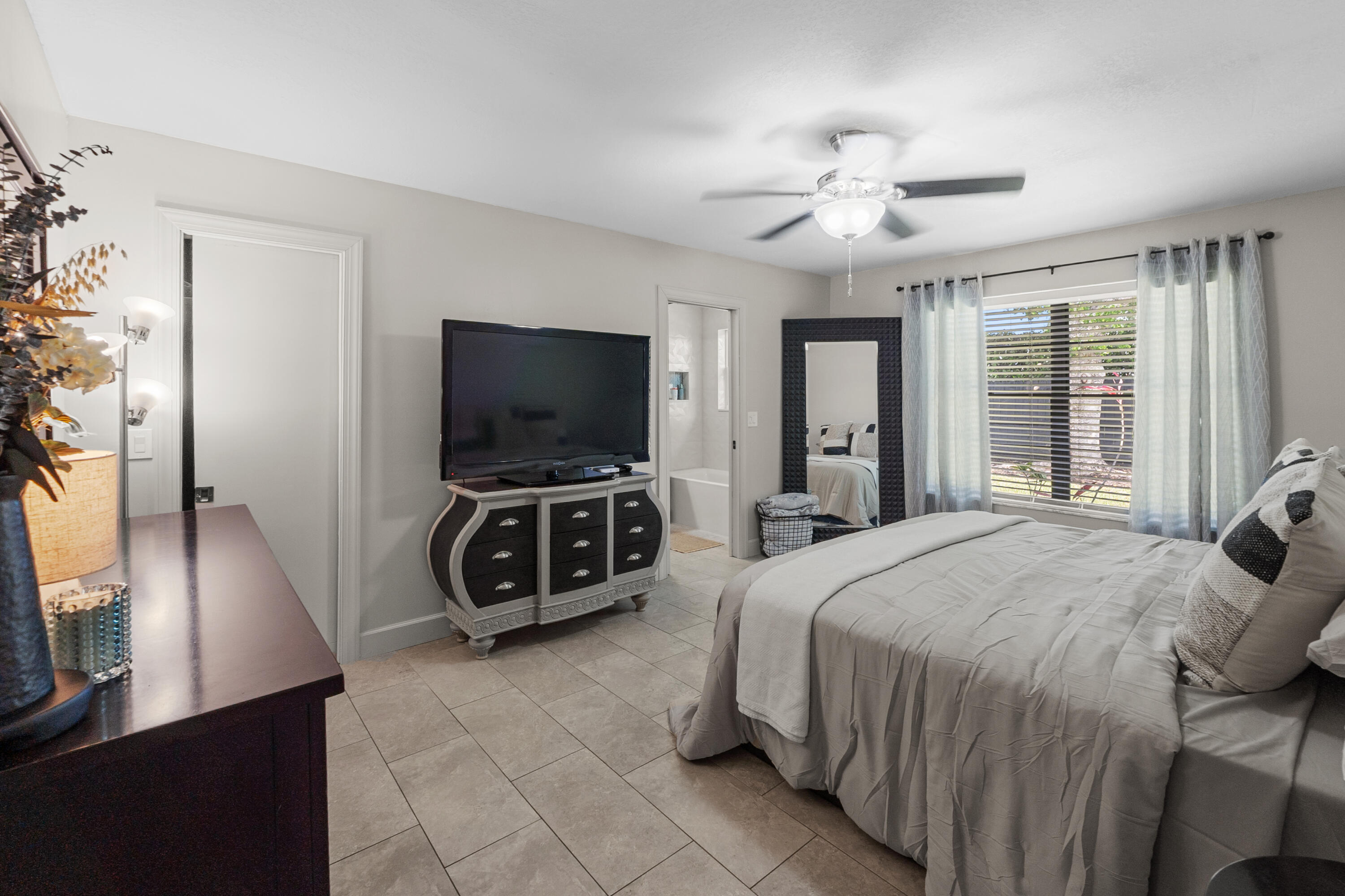 LAKES OF SHERBROOKE PH 7 - Residential