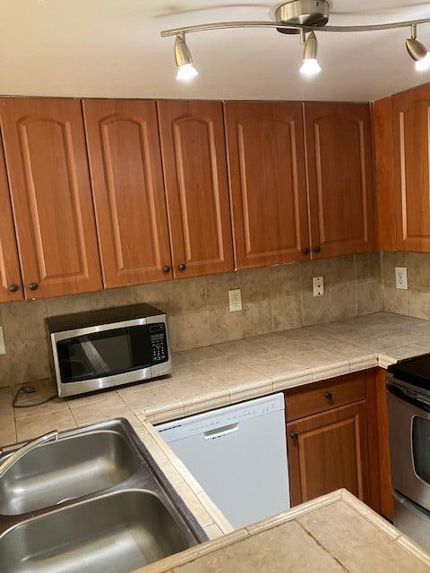 MILANO CONDO - Residential