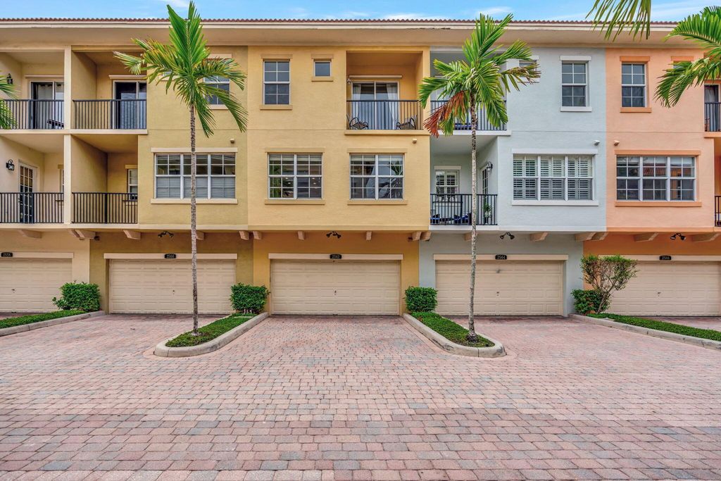 Photo of 2562 Gardens Parkway, Palm Beach Gardens, FL 33410 (MLS # R11097729)