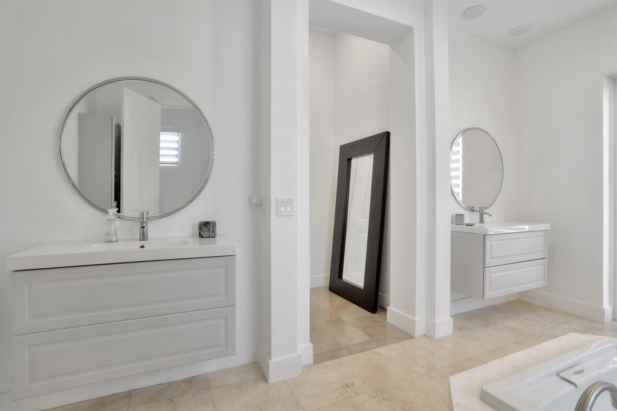 Banyan Isles - Residential