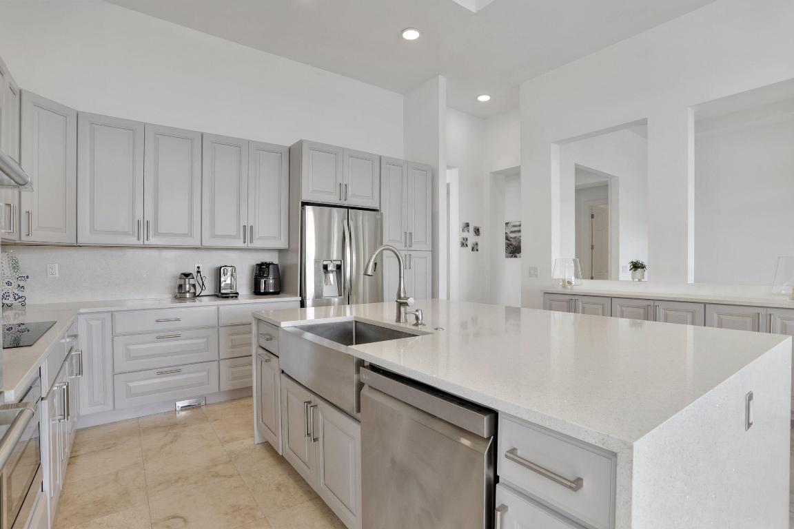 Banyan Isles - Residential