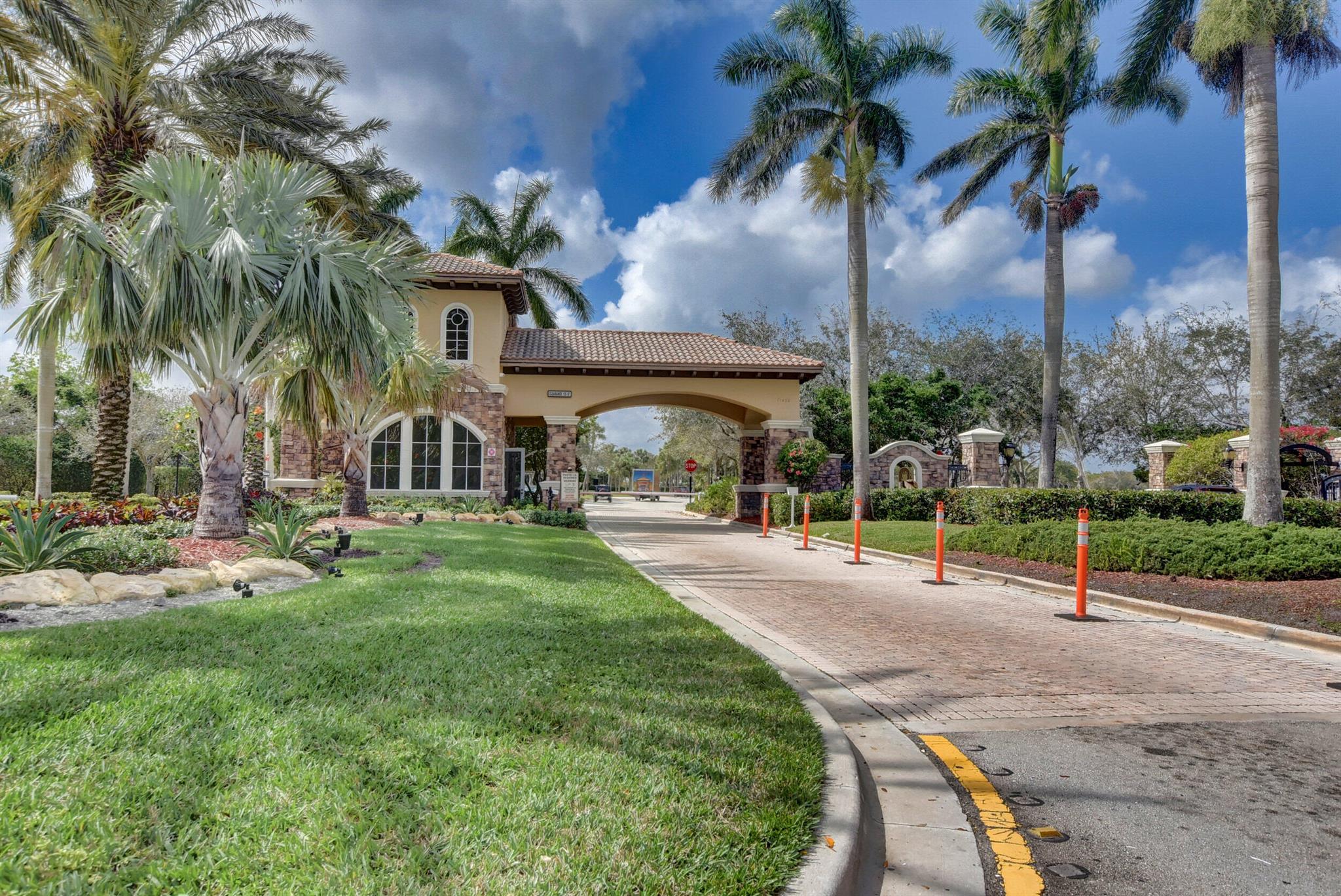 Banyan Isles - Residential