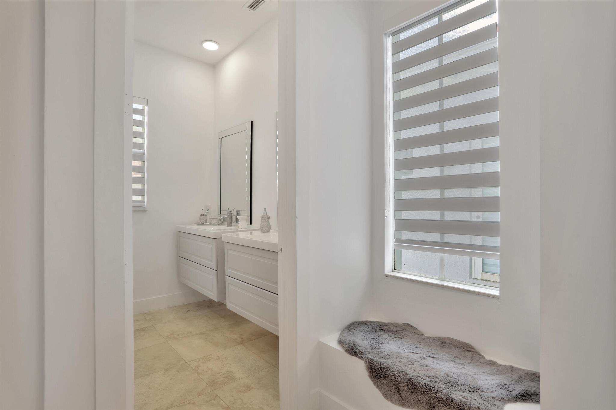 Banyan Isles - Residential