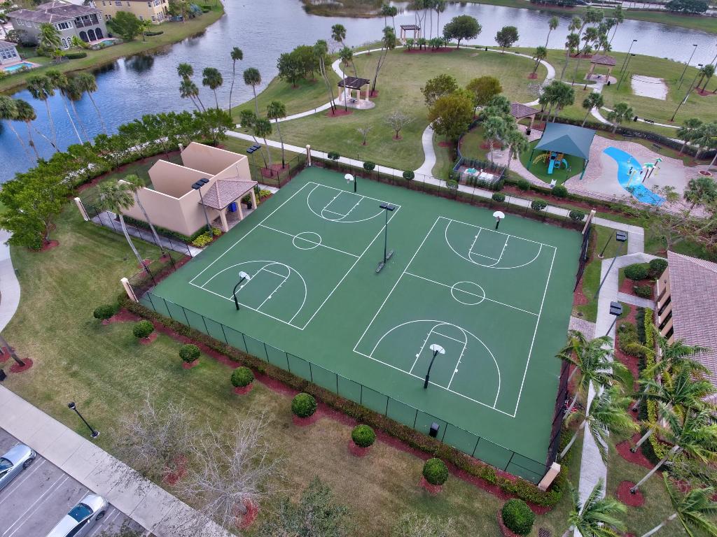 Banyan Isles - Residential