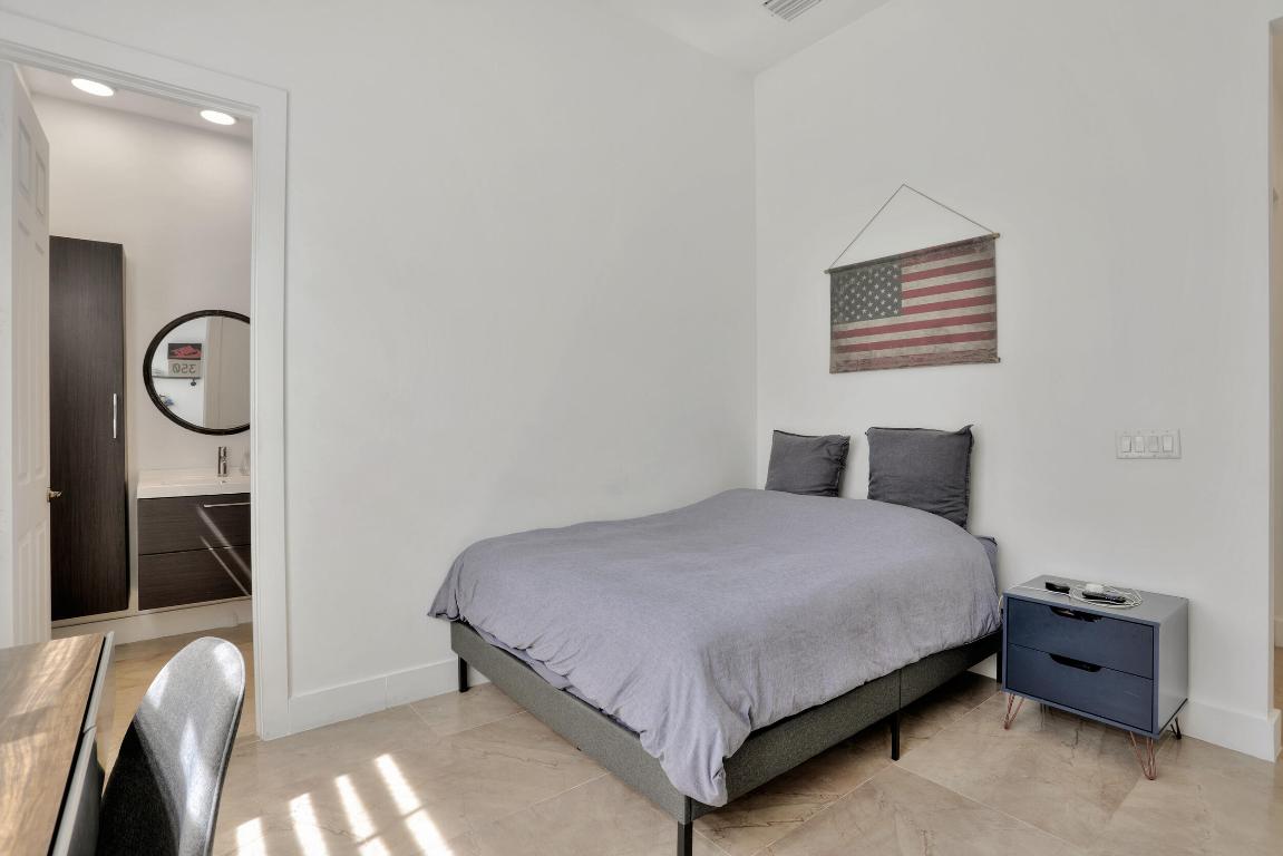 Banyan Isles - Residential