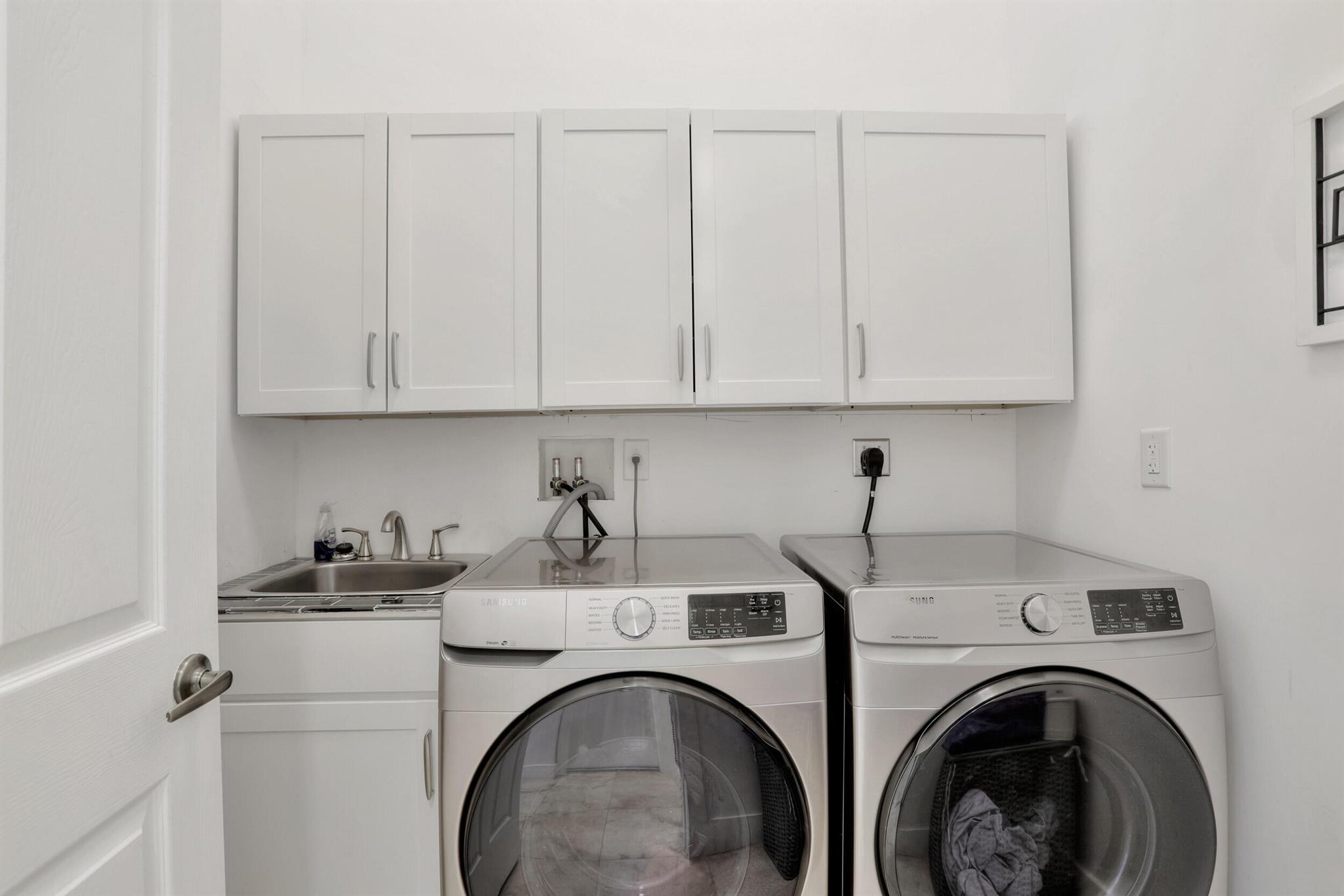 Banyan Isles - Residential