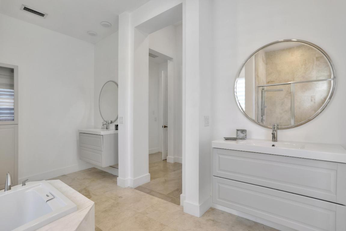 Banyan Isles - Residential