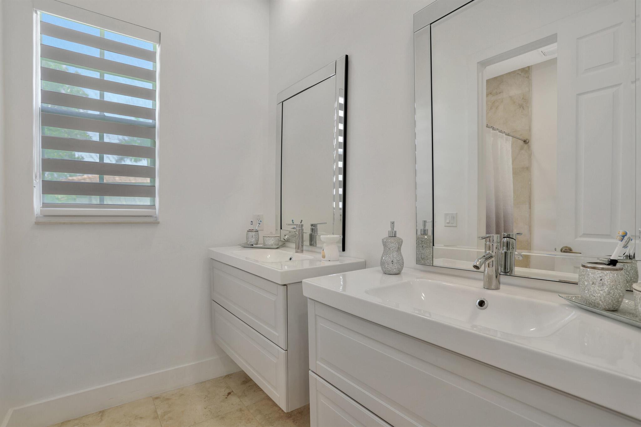 Banyan Isles - Residential