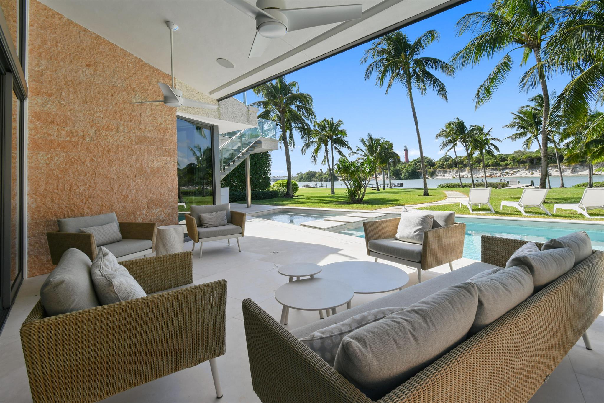 JUPITER INLET BEACH COLON - Residential