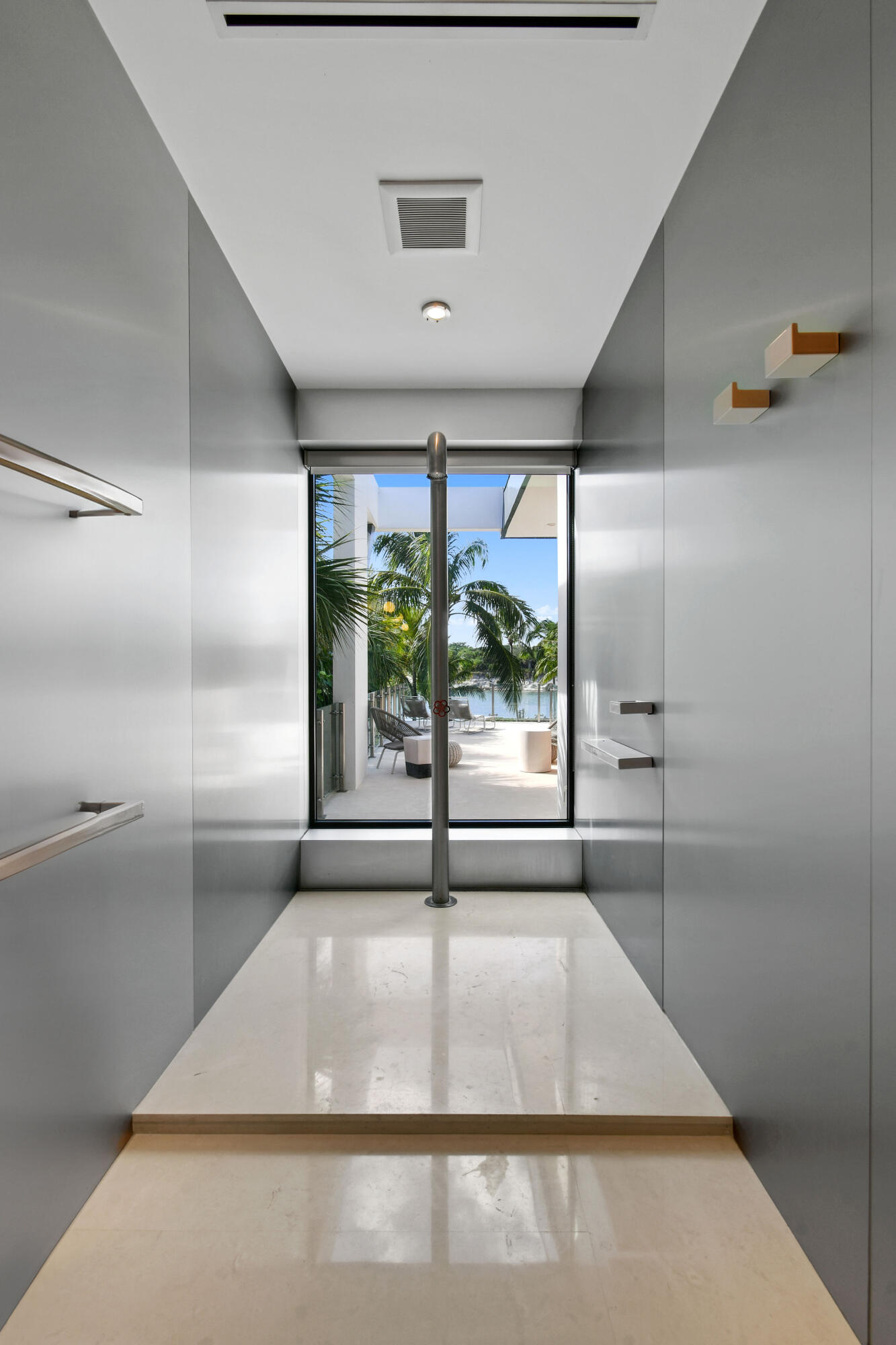 JUPITER INLET BEACH COLONY - Residential