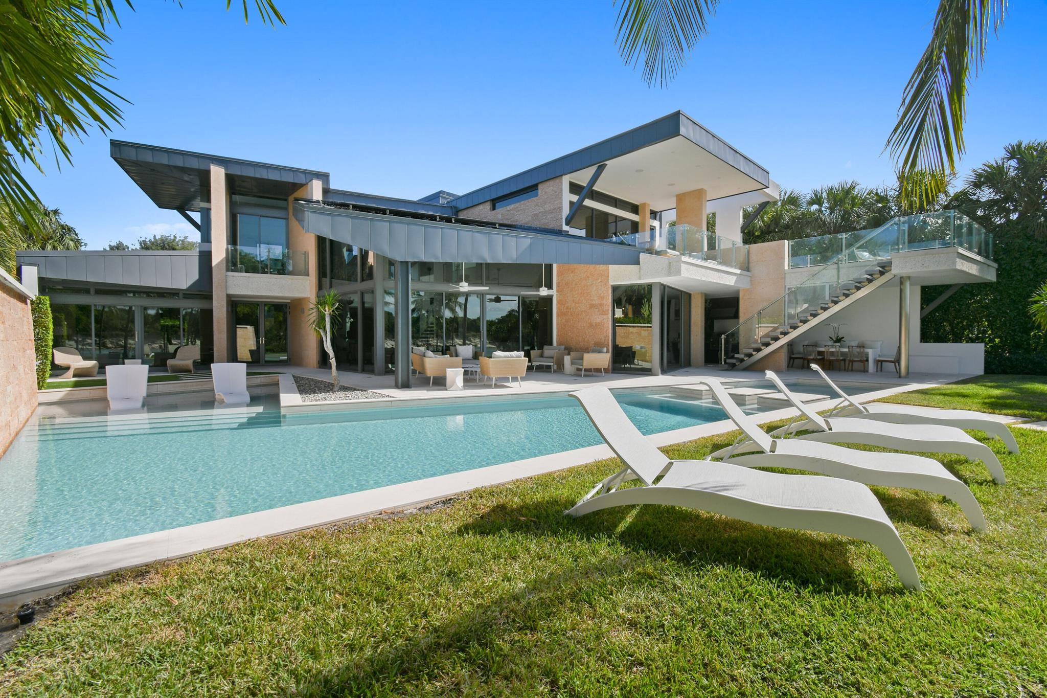 JUPITER INLET BEACH COLON - Residential