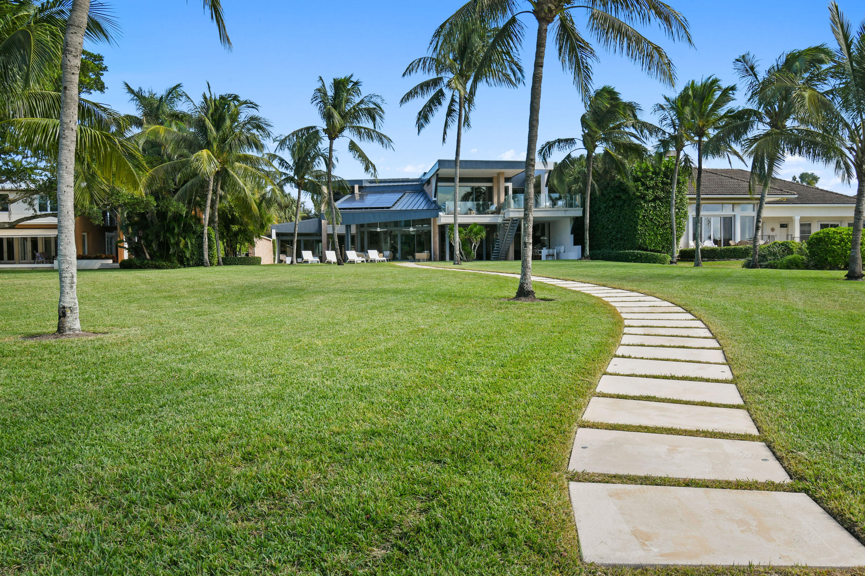 JUPITER INLET BEACH COLONY - Residential