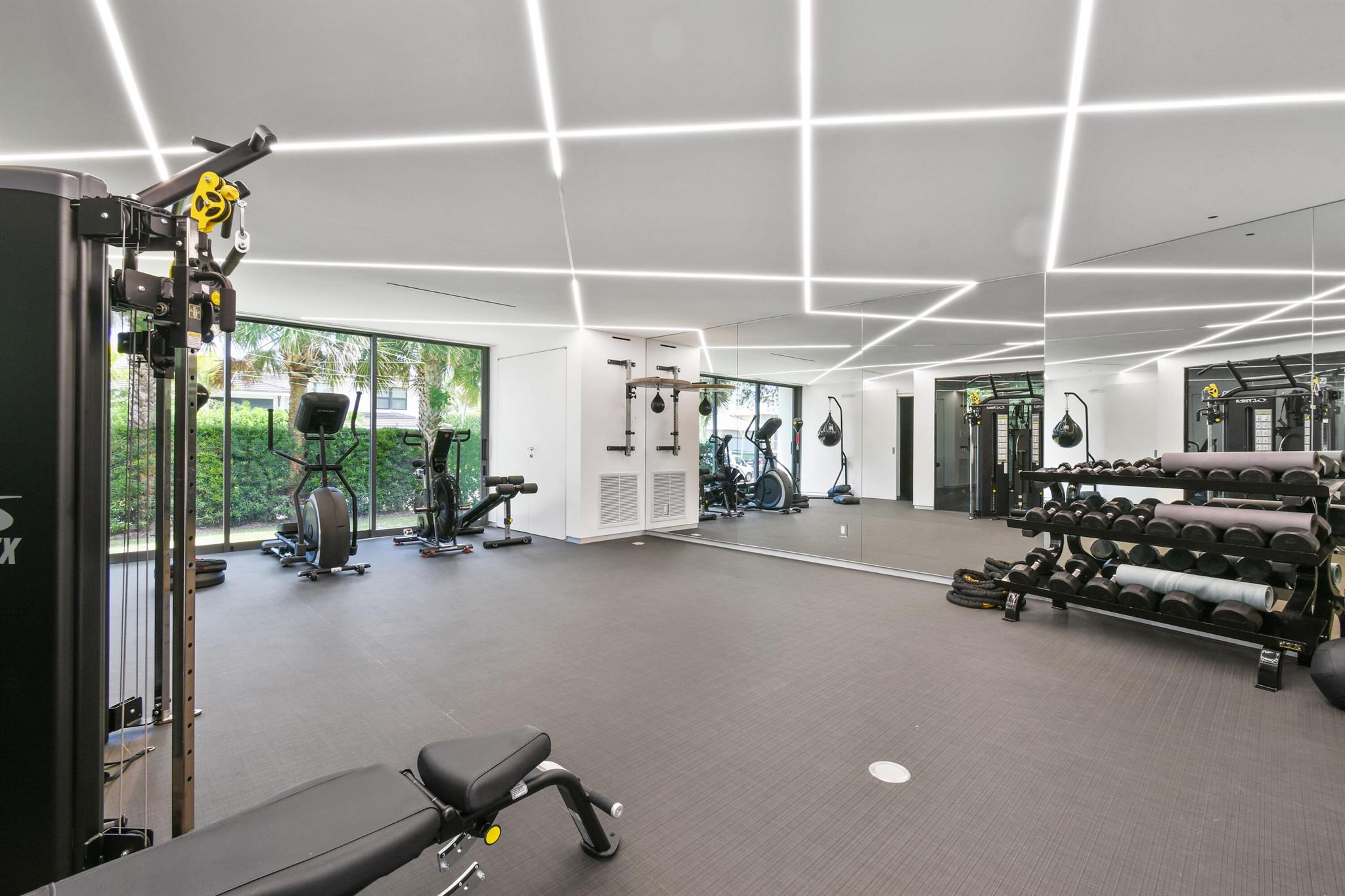 JUPITER INLET BEACH COLON - Residential