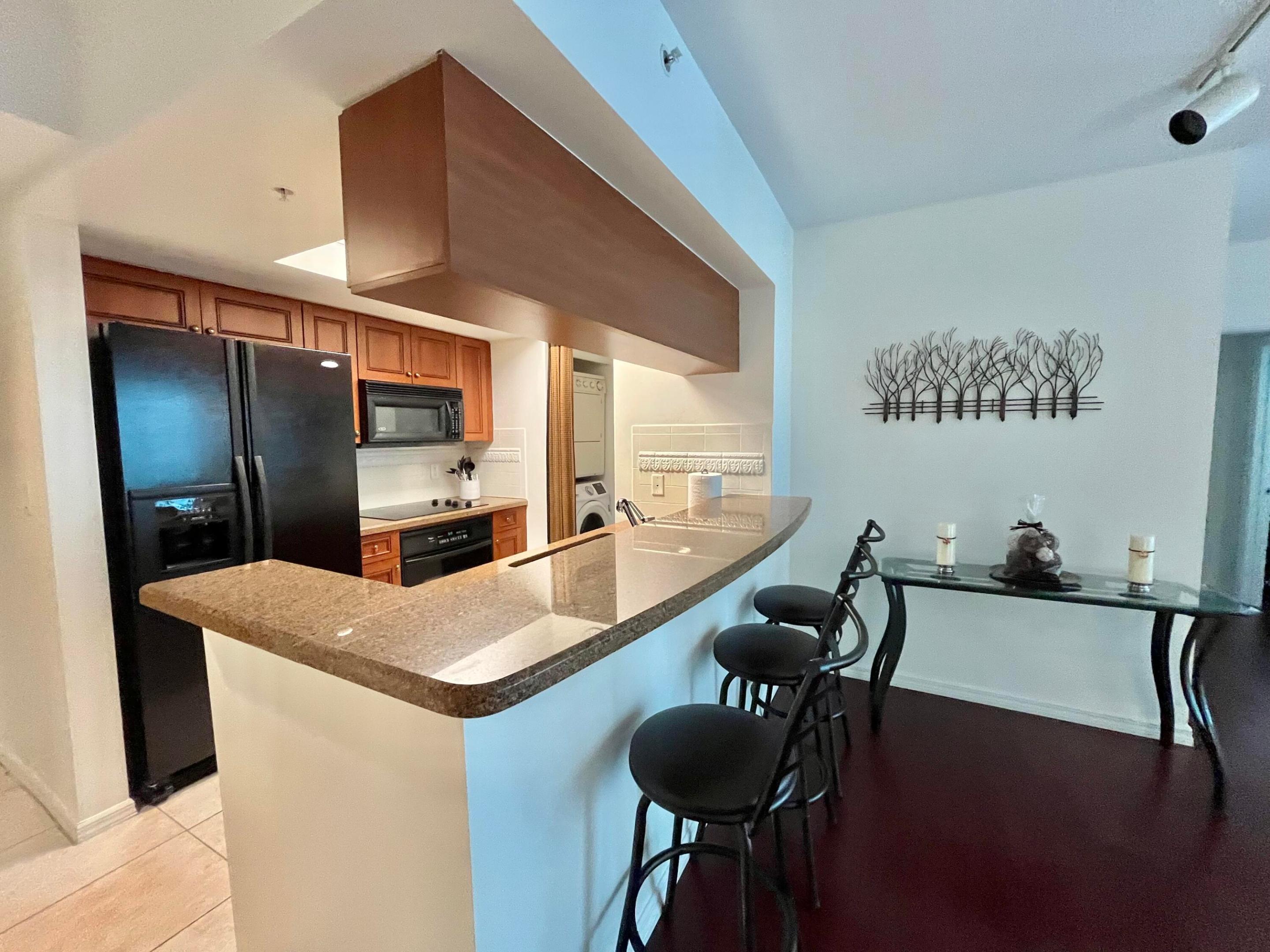 WATERGARDEN CONDO - Residential Lease