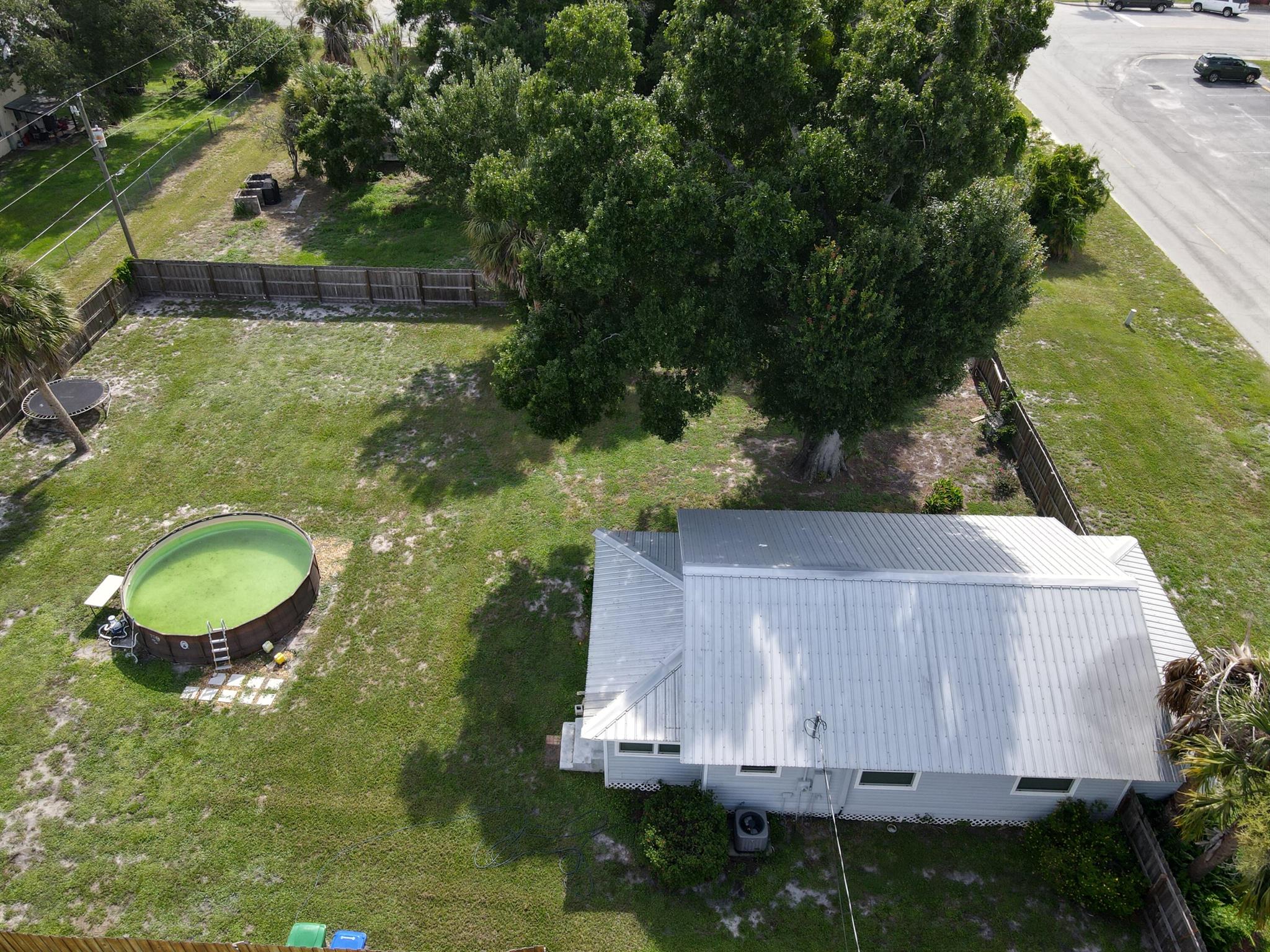 305 SW 2nd Street