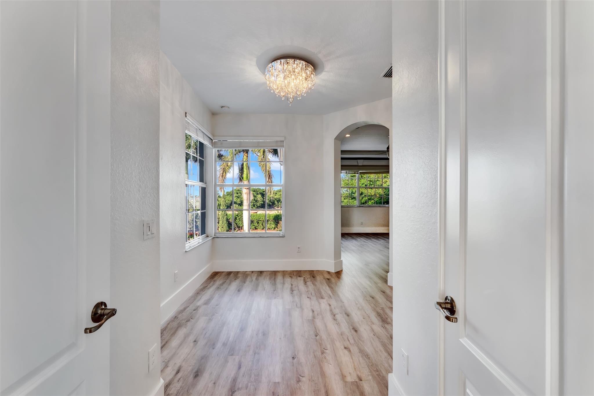 Debuys 180-147 B - Residential