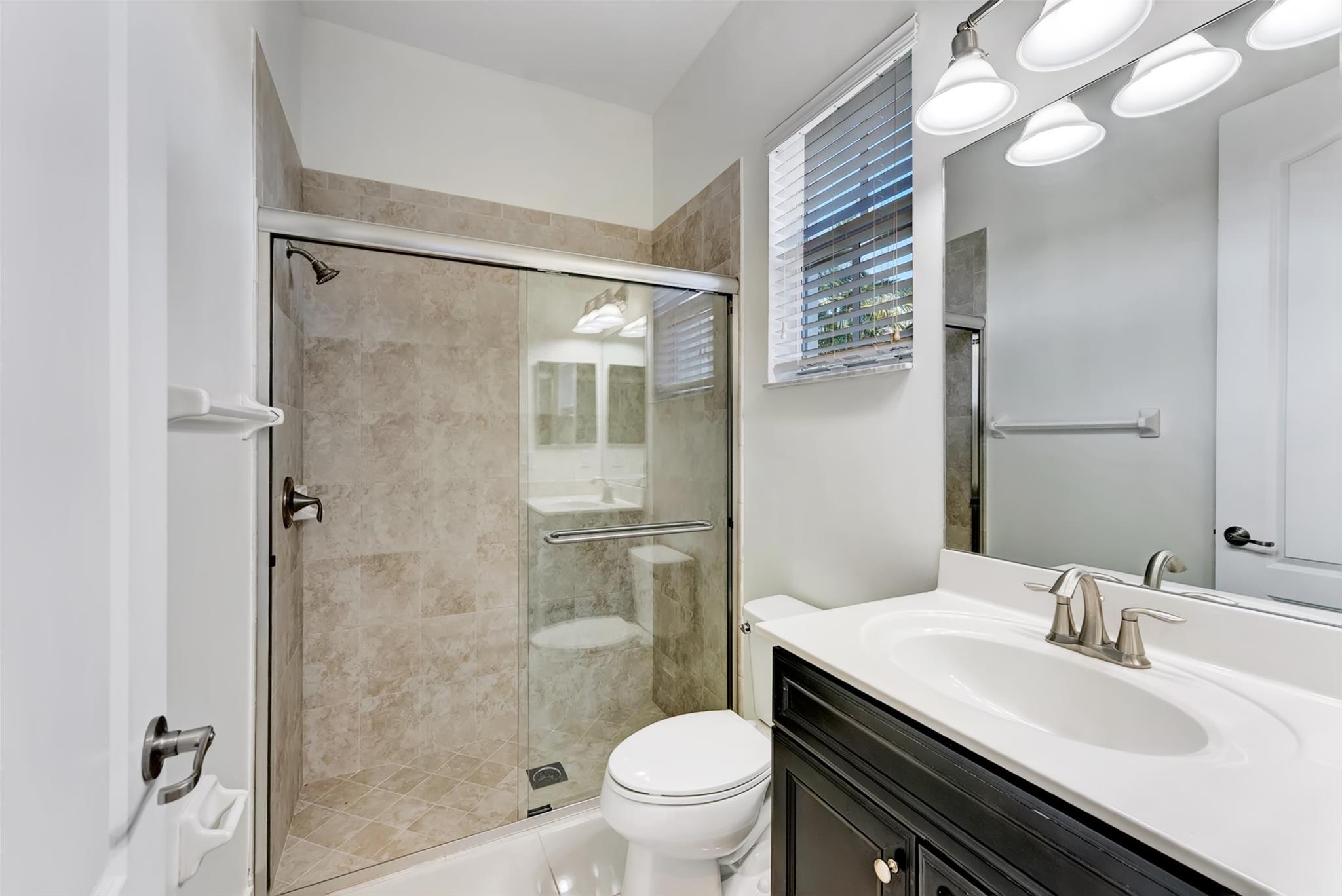 Debuys 180-147 B - Residential